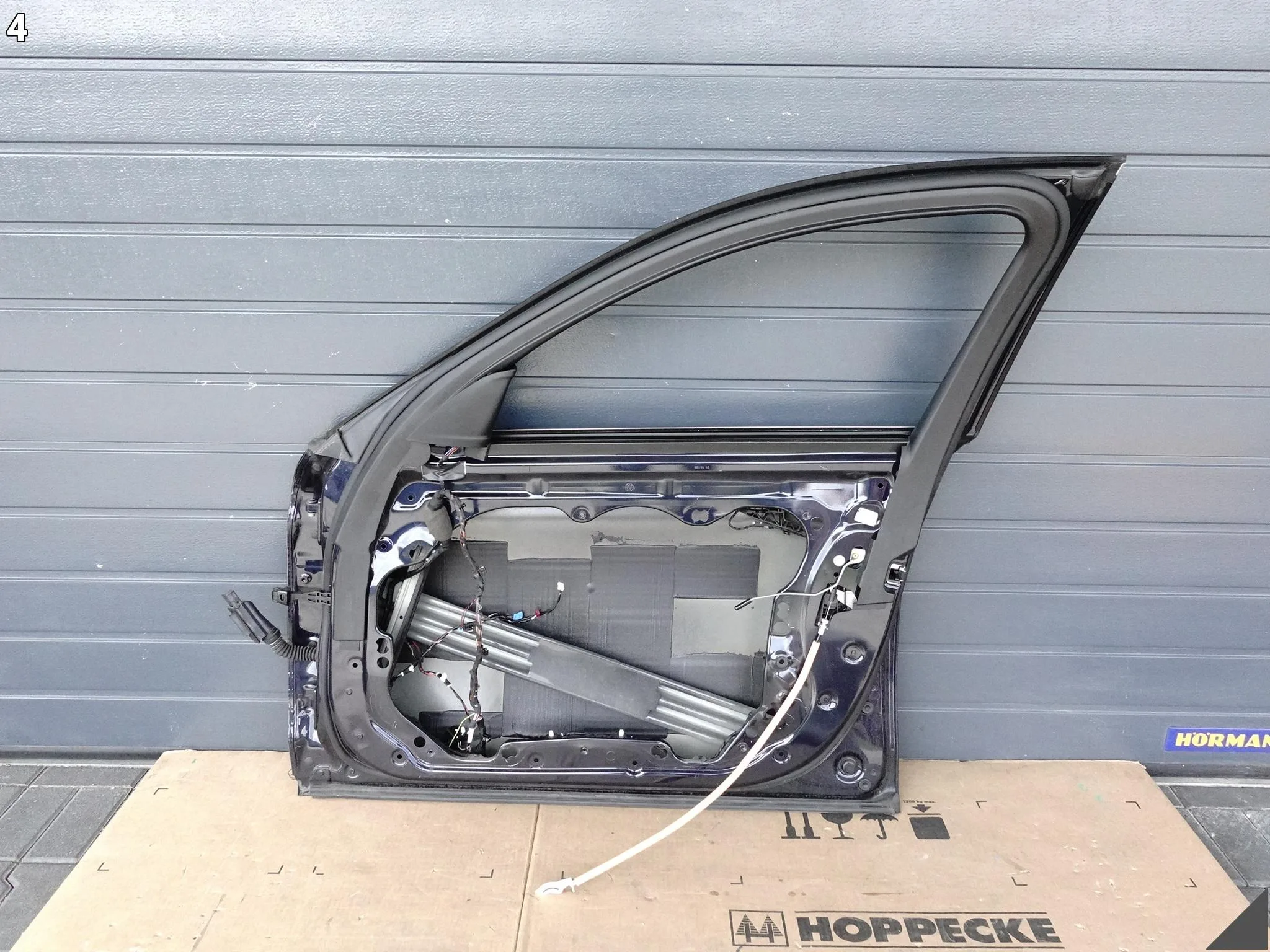 BMW 5 G30 G31 M5 F90 17-24 DRZWI KLAMKA WIĄZKA PRAWE PRZÓD A89 IMPERIALBLAU BMW 5 G30 G31 M5 F90 17-24 DRZWI KLAMKA WIĄZKA PRAWE PRZÓD A89 IMPERIALBLAU - obrazek 5