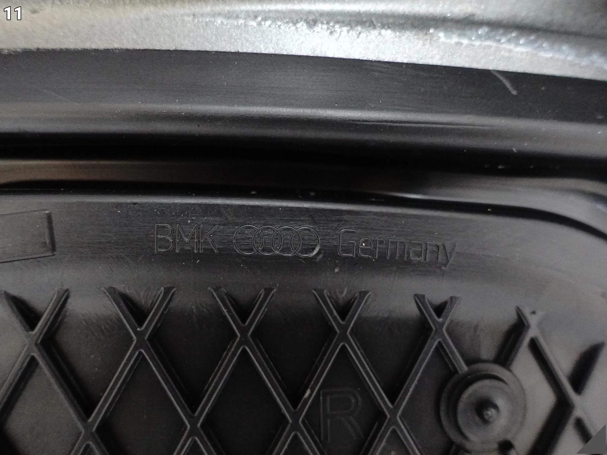 AUDI RS7 S7 A7 4G8 C7 10-18 LIFT DRZWI PRAWE PRZÓD DEMONTAŻ KOLOR I6 AUDI RS7 S7 A7 4G8 C7 10-18 LIFT DRZWI PRAWE PRZÓD DEMONTAŻ KOLOR I6 - obrazek 12