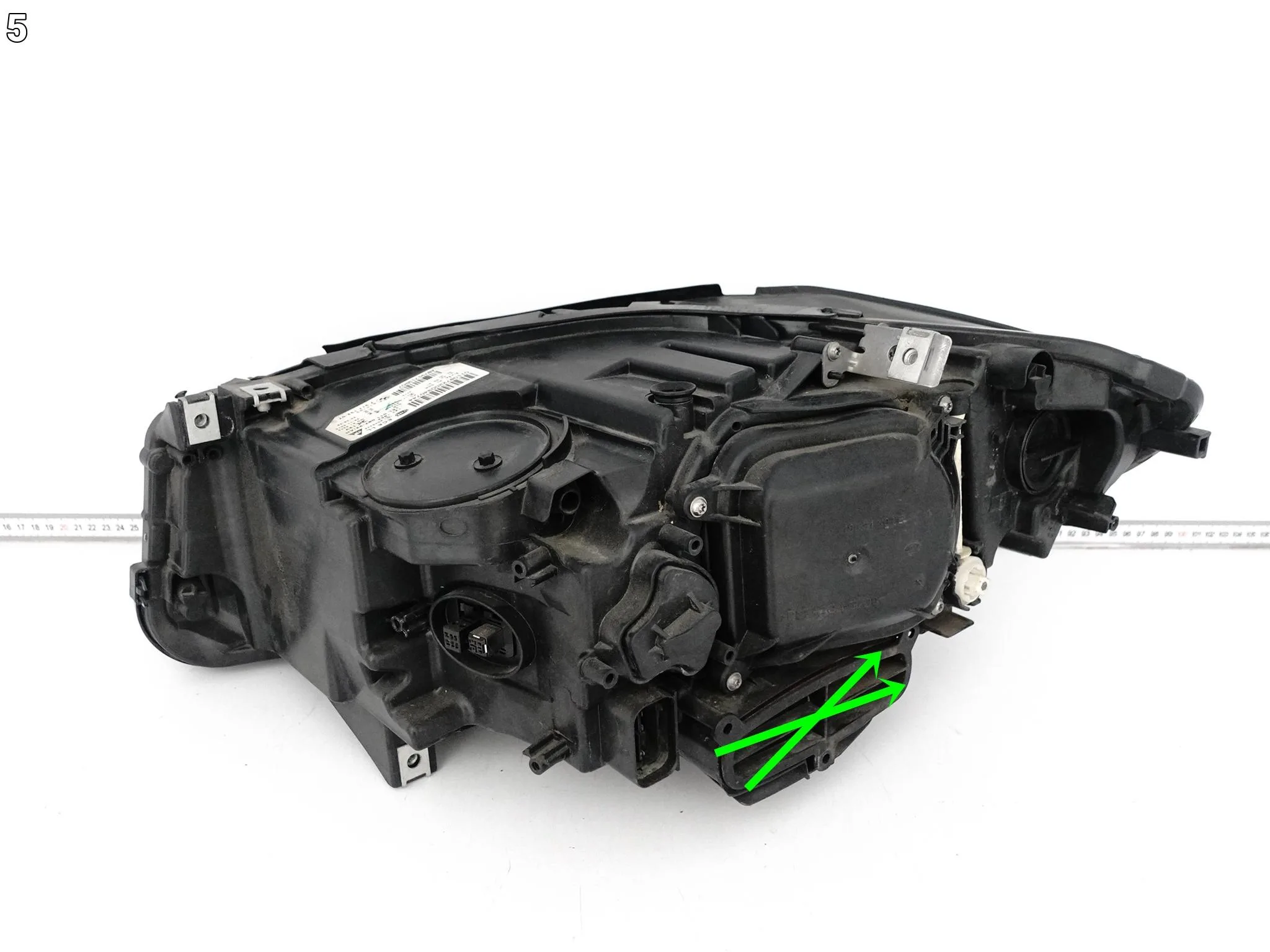 BMW 5 F10 F11 LIFT LCI 13-17 LAMPA XENON + LED NIESKRĘTNA PRAWA PRZÓD EU BMW 5 F10 F11 LIFT LCI 13-17 LAMPA XENON + LED NIESKRĘTNA PRAWA PRZÓD EU - obrazek 6