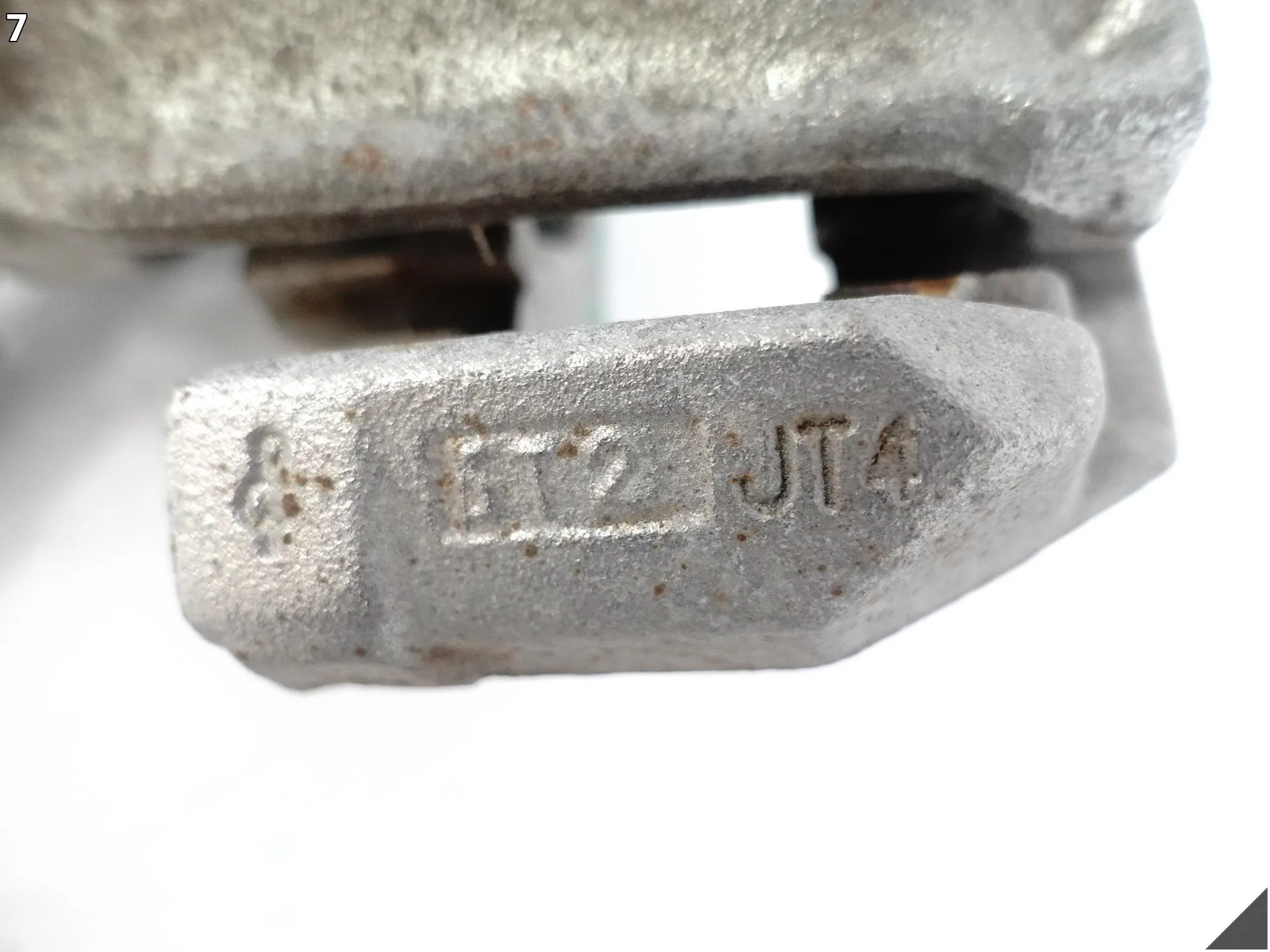 AUDI A5 S5 8T0 8T8 A4 S4 8K0 LIFT 11-16 ZACISK HAMULCOWY PRAWY PRZÓD 14KM AUDI A5 S5 8T0 8T8 A4 S4 8K0 LIFT 11-16 ZACISK HAMULCOWY PRAWY PRZÓD 14KM - obrazek 8