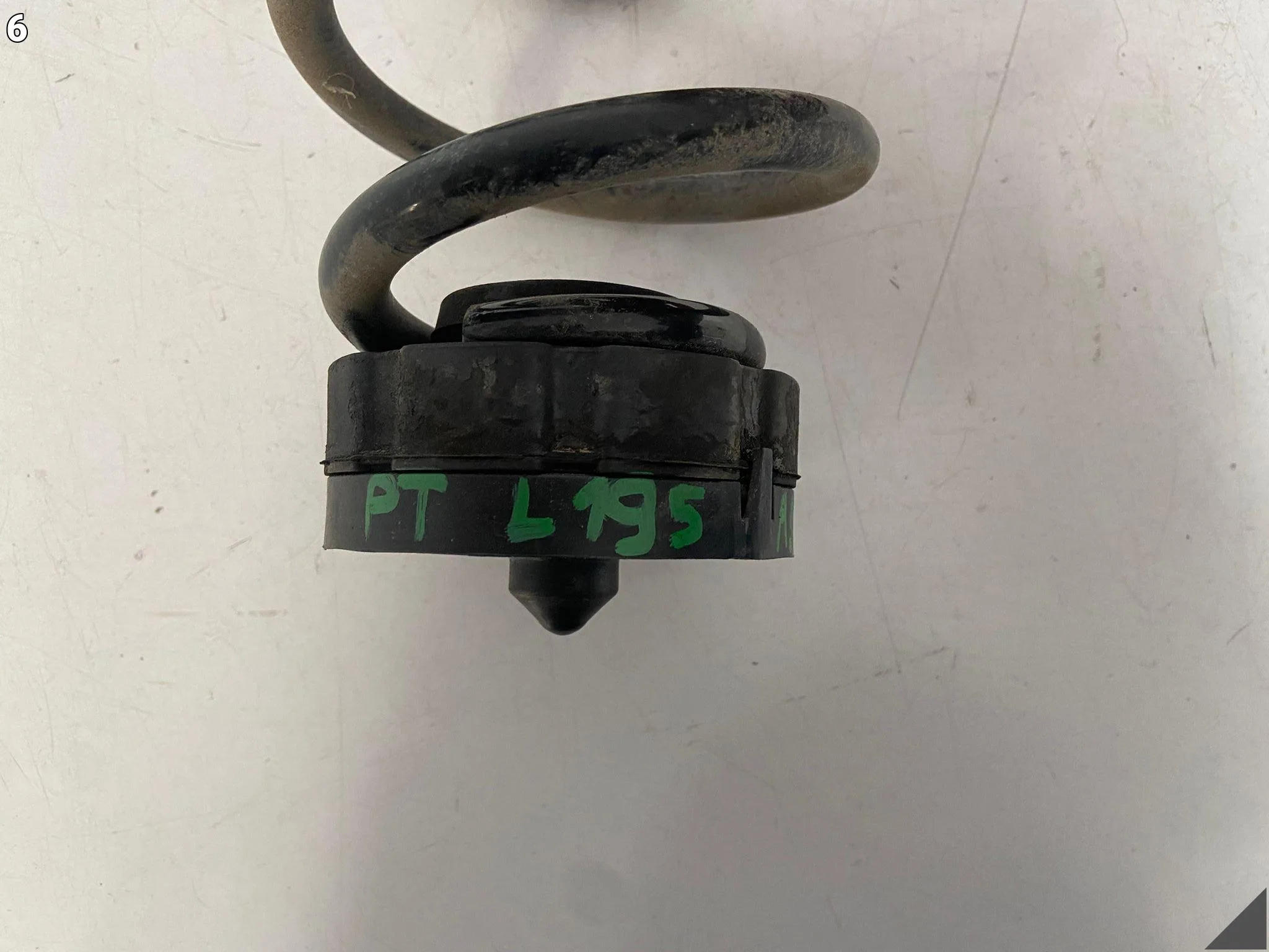 AUDI A5 S5 8T0 8T8 A4 S4 8K0 LIFT 07-16 SPĘŻYNA AMORTYZATORA TYŁ L=R 14KM AUDI A5 S5 8T0 8T8 A4 S4 8K0 LIFT 07-16 SPĘŻYNA AMORTYZATORA TYŁ L=R 14KM - obrazek 7