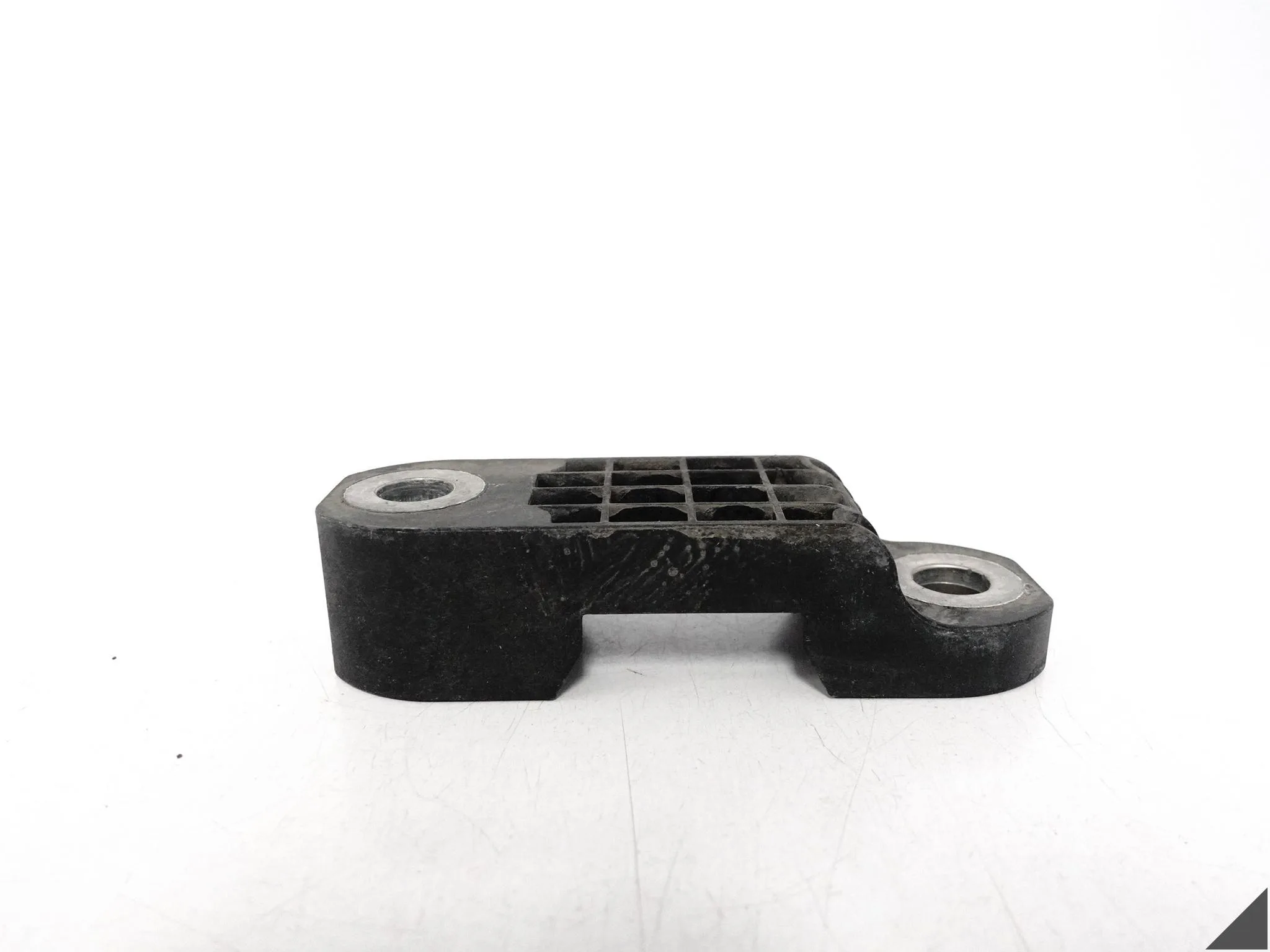 BMW G30 G31 F90 G32 G11 G12 G14 G15 G16 F91 F92 UCHWYT STABILIZATORA PRZÓD BMW G30 G31 F90 G32 G11 G12 G14 G15 G16 F91 F92 UCHWYT STABILIZATORA PRZÓD