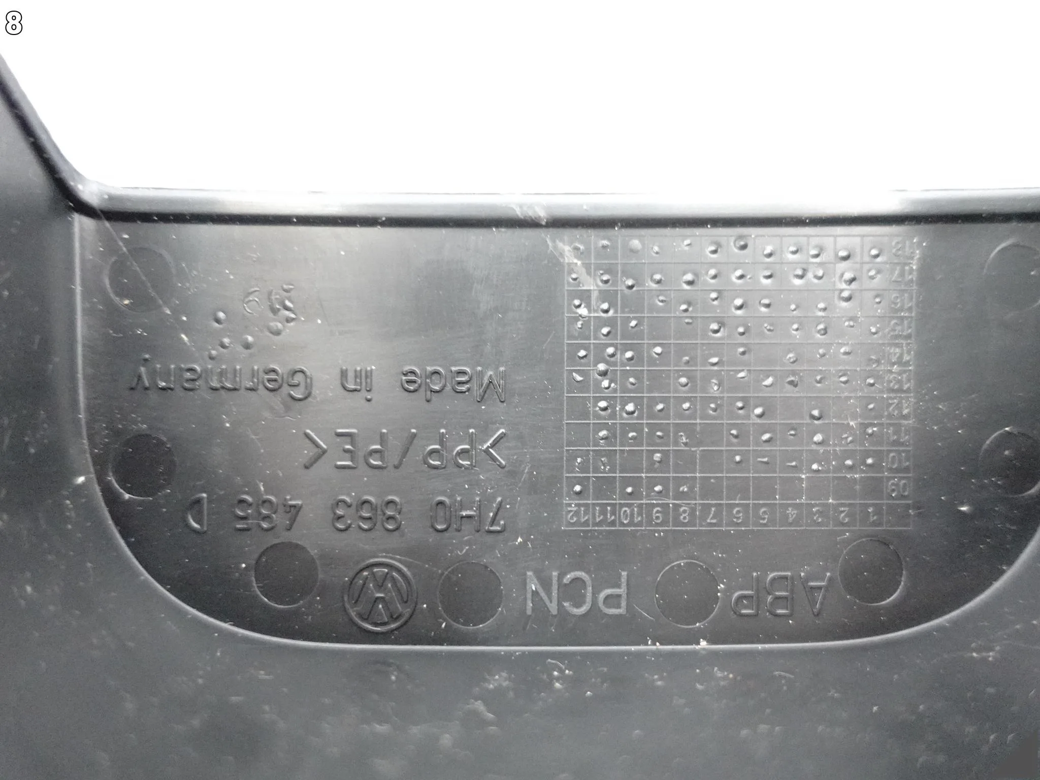 VW T5 7H0 T6 7E0 OSŁONA OBUDOWA ZAMKA BAGAŻNIKA ABSORBER TYŁ 7H0863485D VW T5 7H0 T6 7E0 OSŁONA OBUDOWA ZAMKA BAGAŻNIKA ABSORBER TYŁ 7H0863485D - obrazek 9