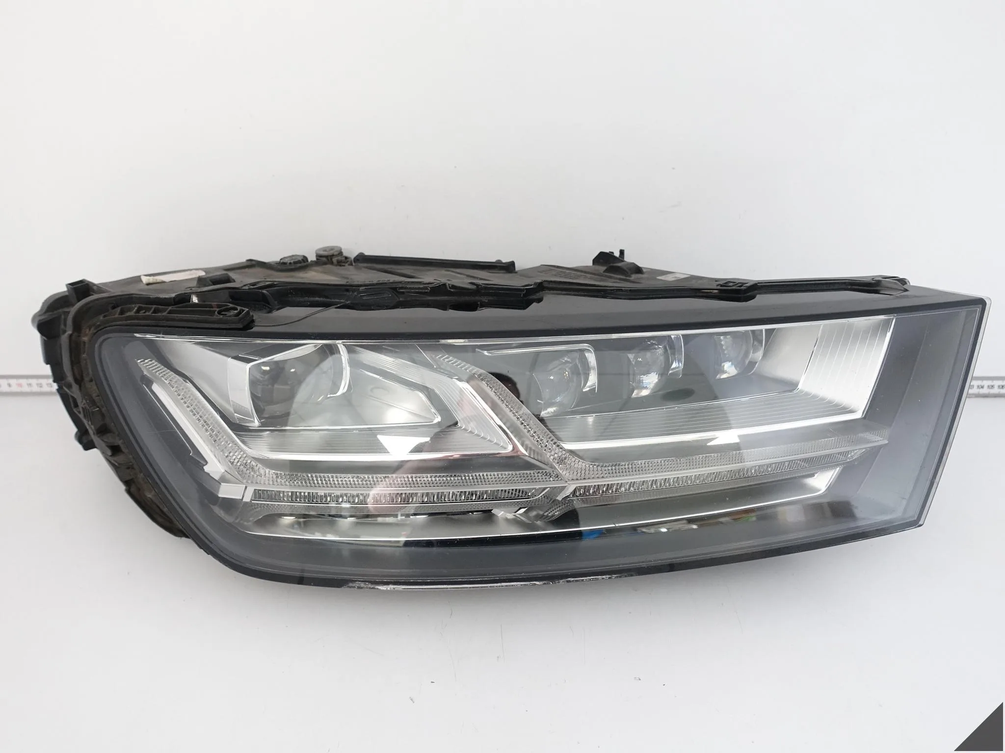 AUDI Q7 SQ7 4M0 15-19 LAMPA FULL LED MATRIX PRAWA PRZÓD EUROPA 4M0941036 AUDI Q7 SQ7 4M0 15-19 LAMPA FULL LED MATRIX PRAWA PRZÓD EUROPA 4M0941036