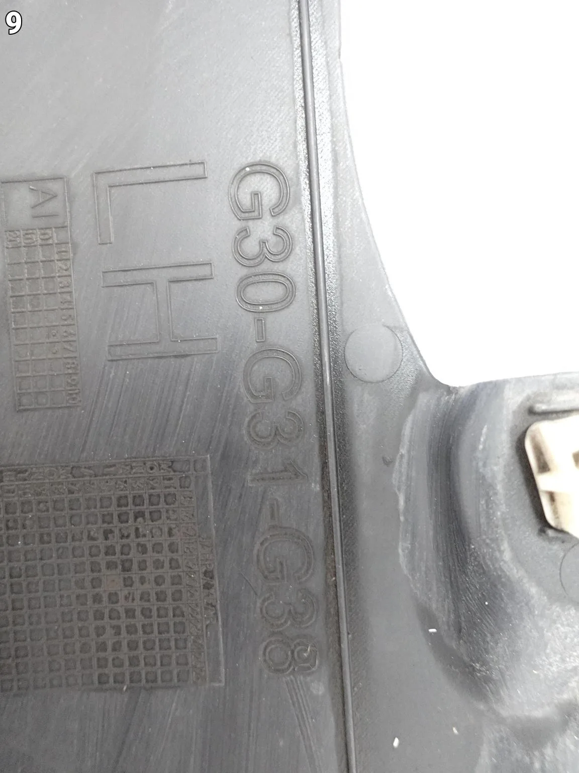BMW 5 G30 G31 G38 17-23 LISTWA OSŁONA TRÓJKĄTNA TRÓJKĄT NADKOLA PRZÓD LEWY BMW 5 G30 G31 G38 17-23 LISTWA OSŁONA TRÓJKĄTNA TRÓJKĄT NADKOLA PRZÓD LEWY - obrazek 10