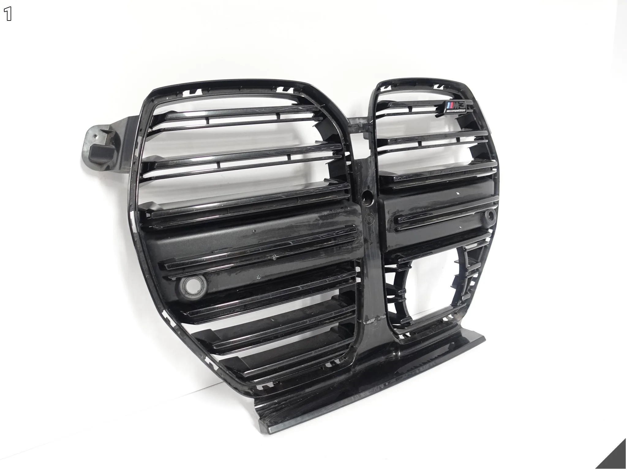 BMW M4 G82 G83 M3 G80 G81 M-POWER COMPETITION GRILL ATRAPA ZDERZAK PRZÓD BMW M4 G82 G83 M3 G80 G81 M-POWER COMPETITION GRILL ATRAPA ZDERZAK PRZÓD - obrazek 2