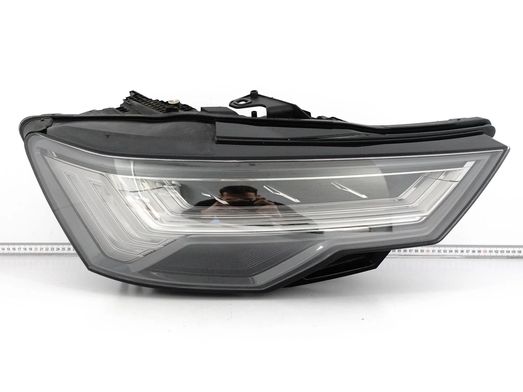 AUDI A6 S6 C8 4K0 18-25 LAMPA MATRIX FULL LED PRAWA PRZÓD EUROPA 4K0941036 AUDI A6 S6 C8 4K0 18-25 LAMPA MATRIX FULL LED PRAWA PRZÓD EUROPA 4K0941036