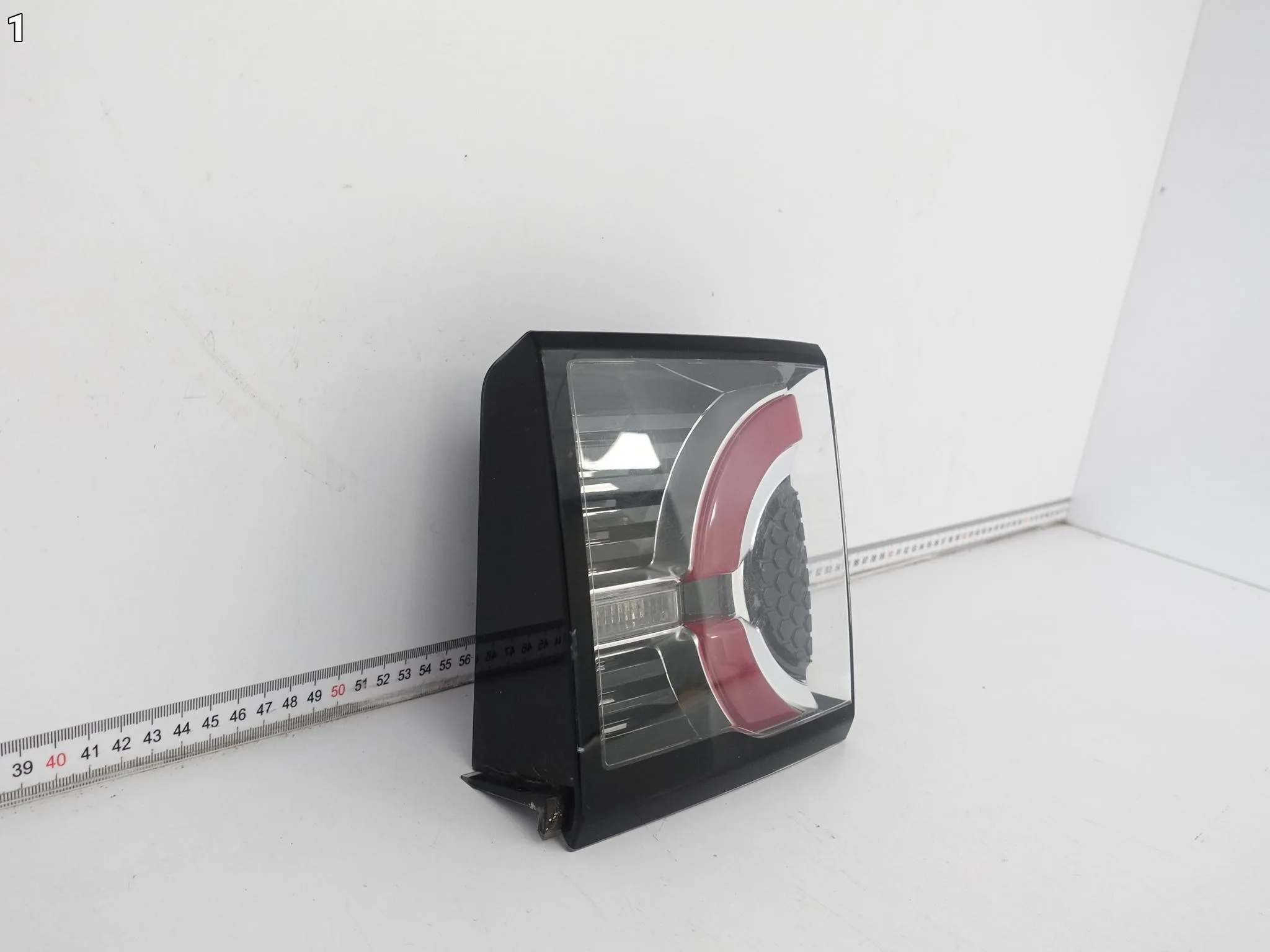 LAND ROVER DISCOVERY SPORT L550 14-19 LAMPA LED LEWA W KLAPĘ TYŁ EUROPA LAND ROVER DISCOVERY SPORT L550 14-19 LAMPA LED LEWA W KLAPĘ TYŁ EUROPA - obrazek 2