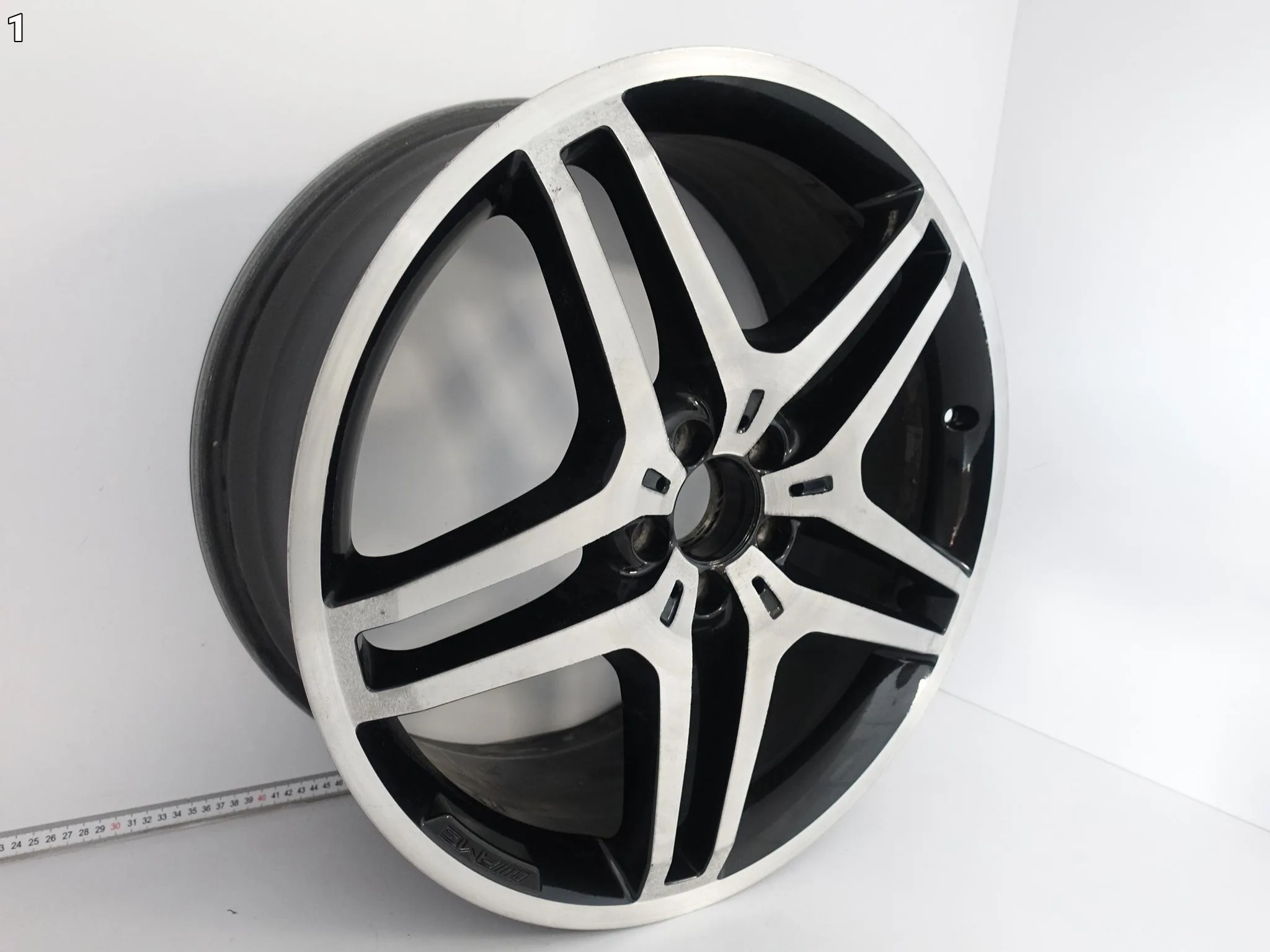 MERCEDES GLE ML W166 AMG FELGA 9Jx21 ET53,5 5×112 A1664013700 MERCEDES GLE ML W166 AMG FELGA 9Jx21 ET53,5 5x112 A1664013700 - obrazek 2