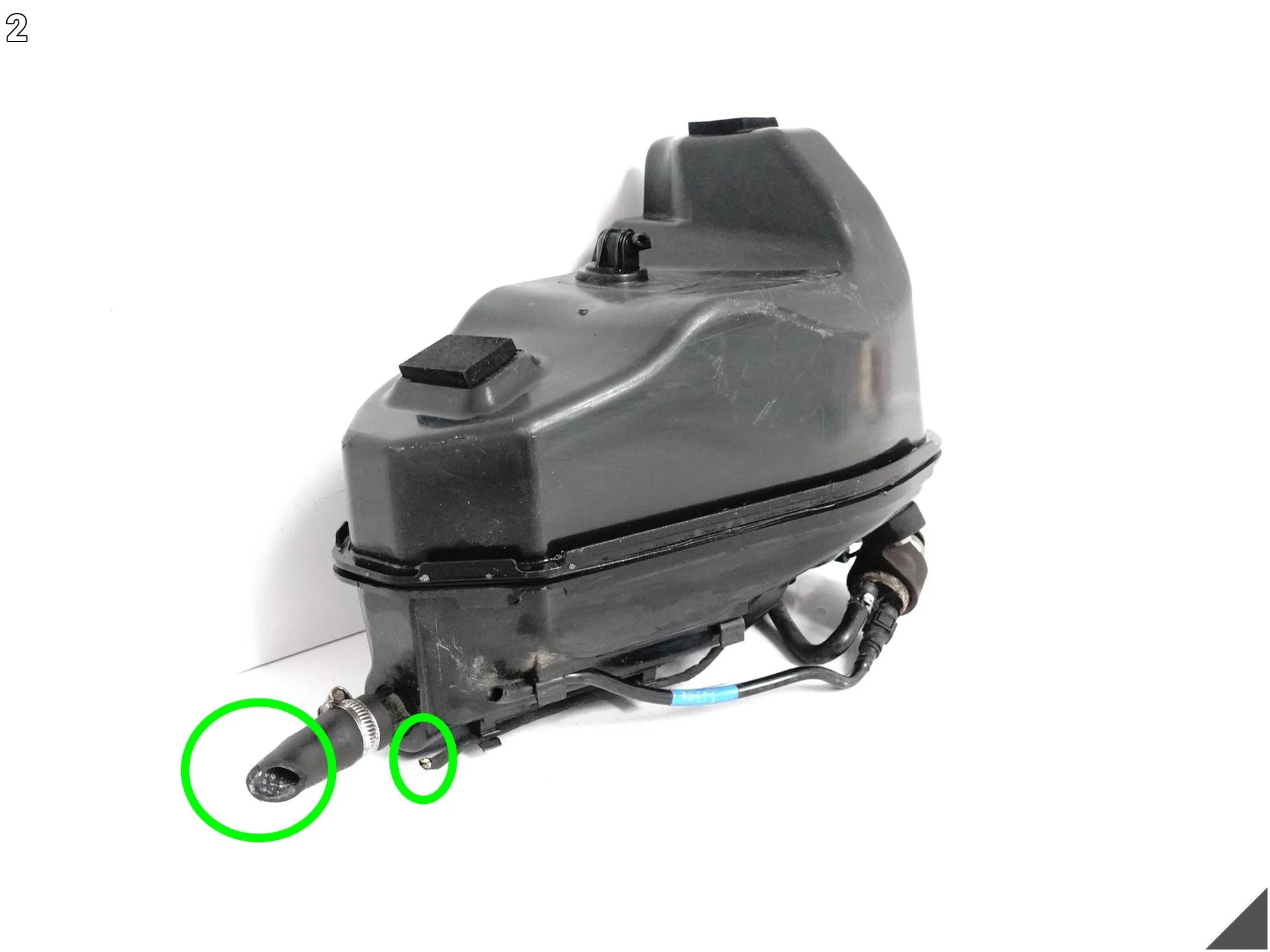 BMW G14 G15 G16 G30 G31 G32 ZBIORNIK ZBIORNICZEK PASYWNY ACR ADBLUE + POMPA BMW G14 G15 G16 G30 G31 G32 ZBIORNIK ZBIORNICZEK PASYWNY ACR ADBLUE + POMPA - obrazek 3
