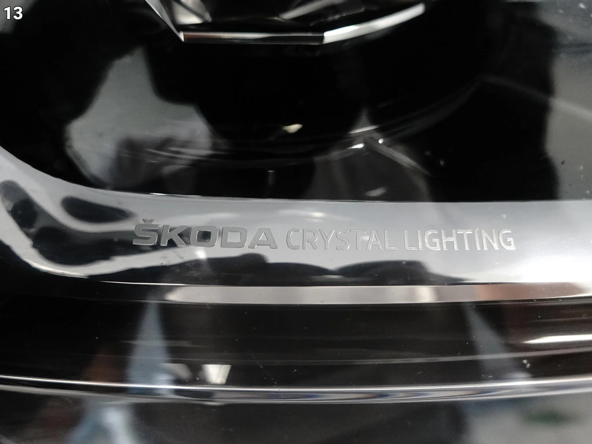 SKODA SUPERB III 3 3V1 LIFT 19-24 LAMPA FULL LED CRYSTAL LIGHTING PRAWA EU SKODA SUPERB III 3 3V1 LIFT 19-24 LAMPA FULL LED CRYSTAL LIGHTING PRAWA EU - obrazek 14