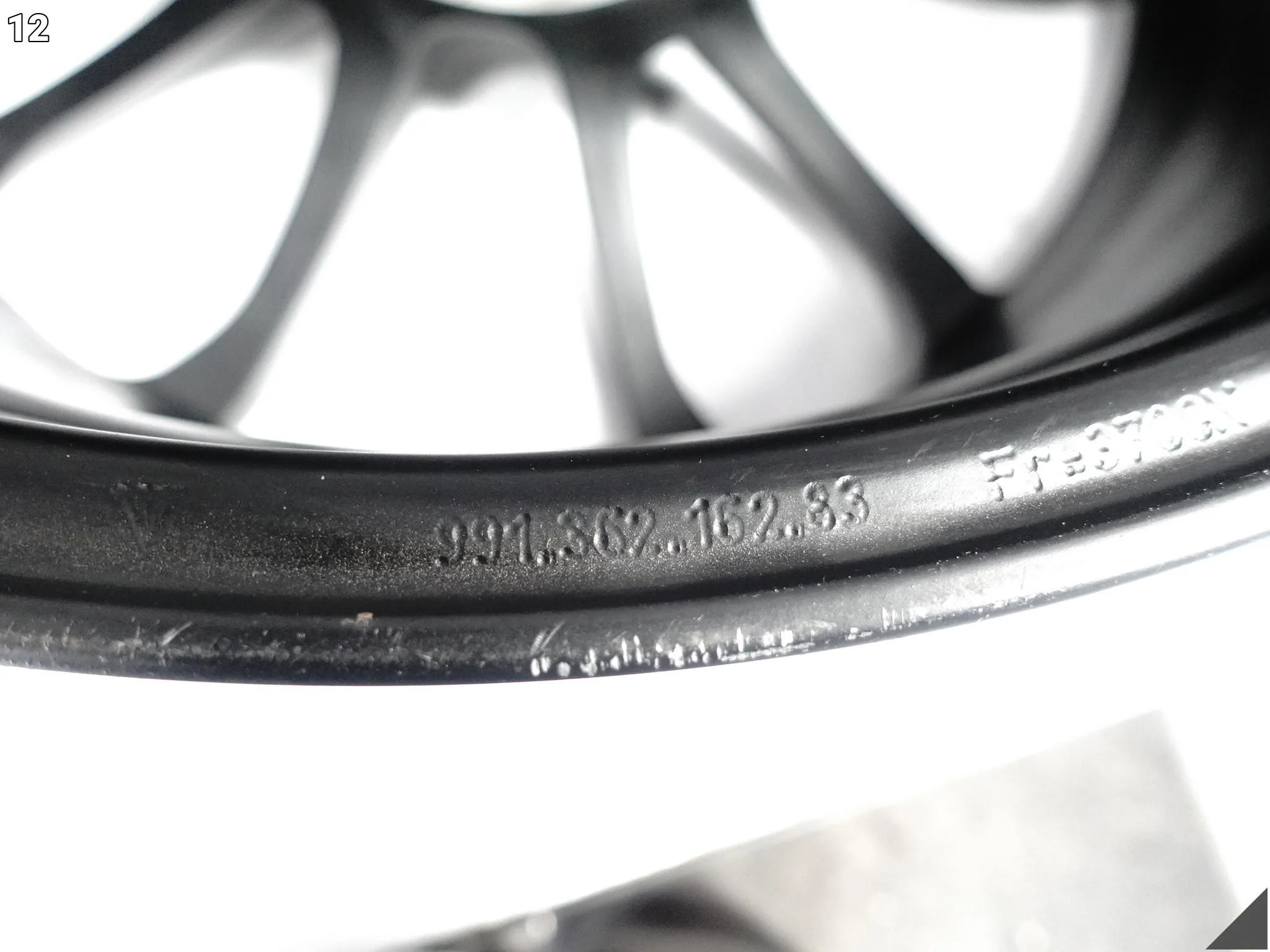 PORSCHE 911 991 GT2 RS GT2RS FELGA ALUFELGA 9,5Jx20 ET50 99136216283 PORSCHE 911 991 GT2 RS GT2RS FELGA ALUFELGA 9,5Jx20 ET50 99136216283 - obrazek 13
