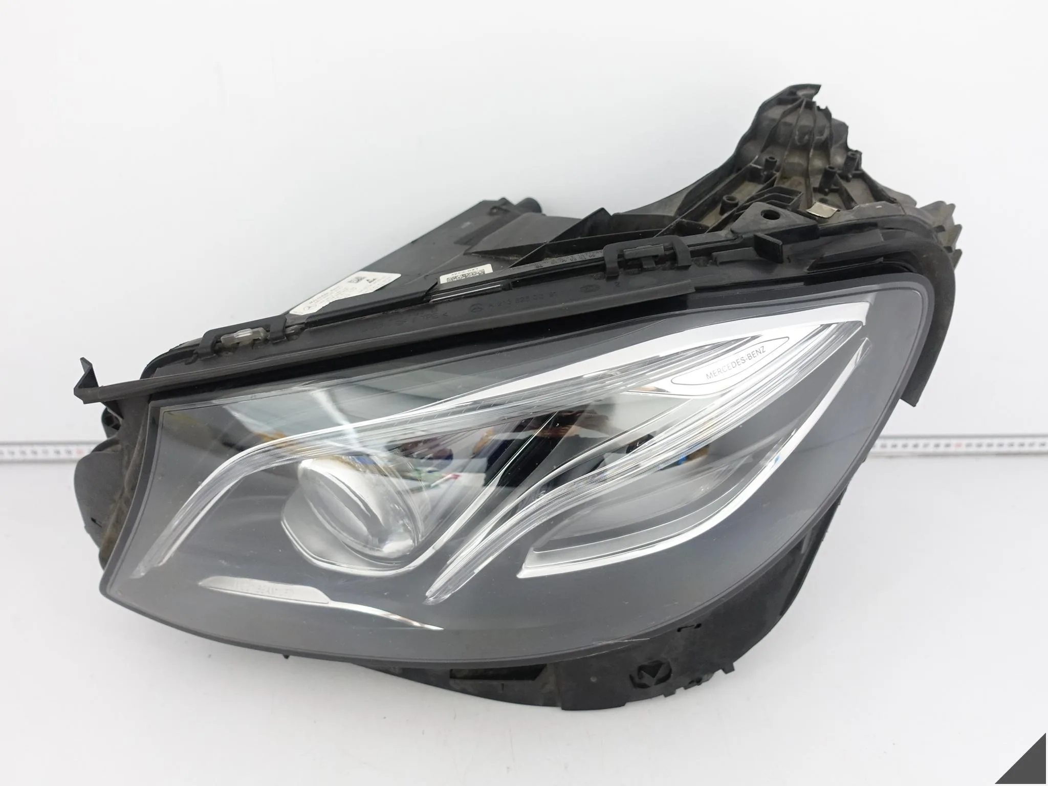 MERCEDES E-KLASA W213 S213 16-20 LAMPA FULL LED MULTIBEAM LEWA PRZÓD EU MERCEDES E-KLASA W213 S213 16-20 LAMPA FULL LED MULTIBEAM LEWA PRZÓD EU