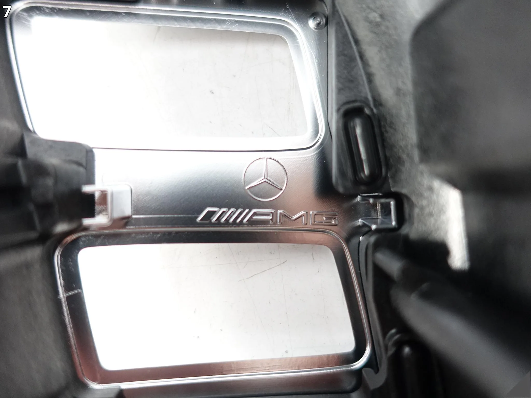MERCEDES AMG GT X290 4-DOOR 19- DEKOR TUNEL ŚRODKOWY WYKOŃCZENIE OSŁONA MERCEDES AMG GT X290 4-DOOR 19- DEKOR TUNEL ŚRODKOWY WYKOŃCZENIE OSŁONA - obrazek 8