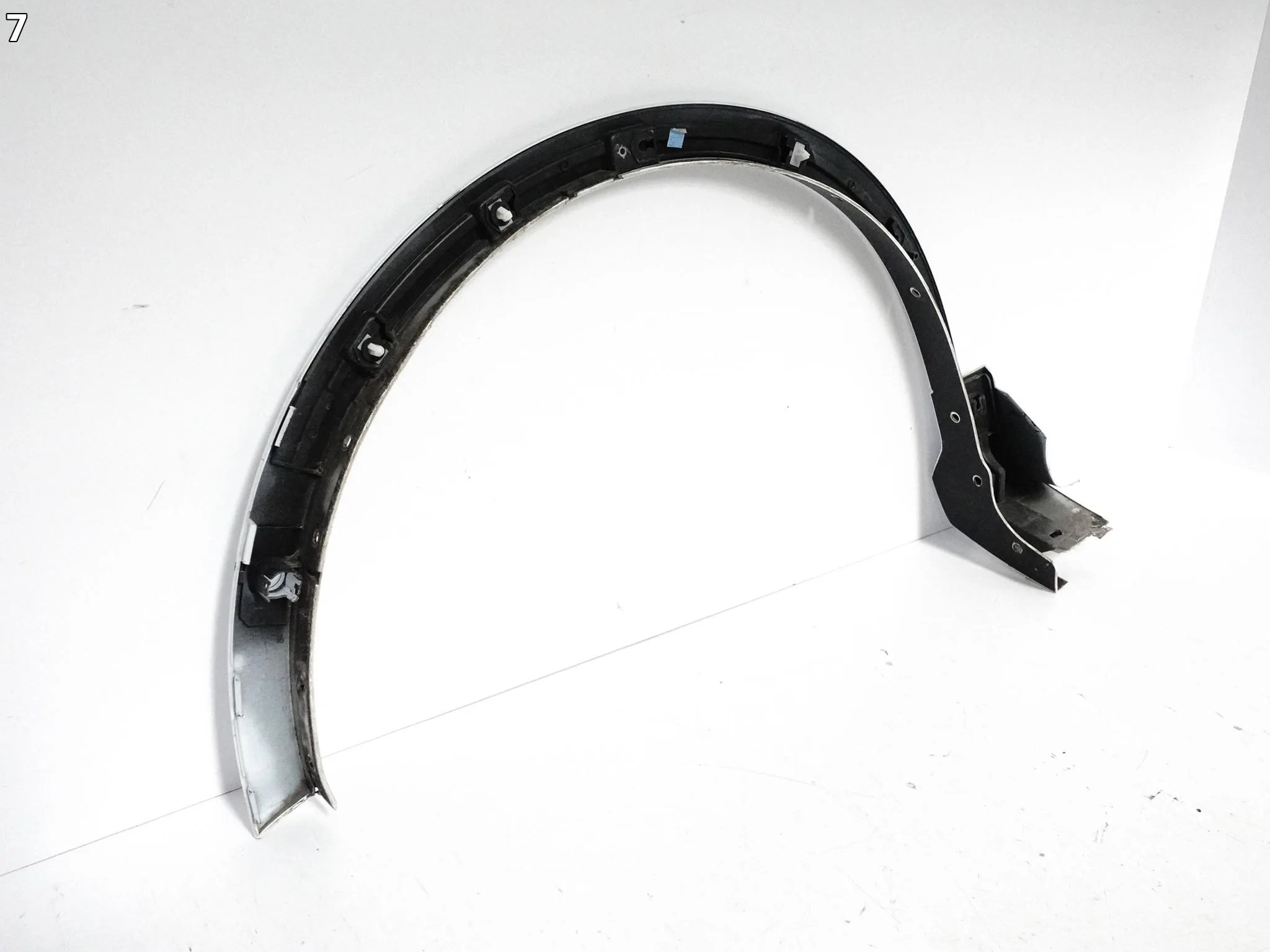 FORD KUGA II MK2 ST-LINE 13-19 LIFT LISTWA NAKŁADKA BŁOTNIK PRAWA PRZÓD PDC FORD KUGA II MK2 ST-LINE 13-19 LIFT LISTWA NAKŁADKA BŁOTNIK PRAWA PRZÓD PDC - obrazek 8