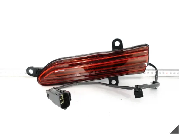 ASTON MARTIN DB11 16-23 LAMPA DECKLID LAMP W BAGAŻNIK PRAWA TYŁ USA ROSE ASTON MARTIN DB11 16-23 LAMPA DECKLID LAMP W BAGAŻNIK PRAWA TYŁ USA ROSE