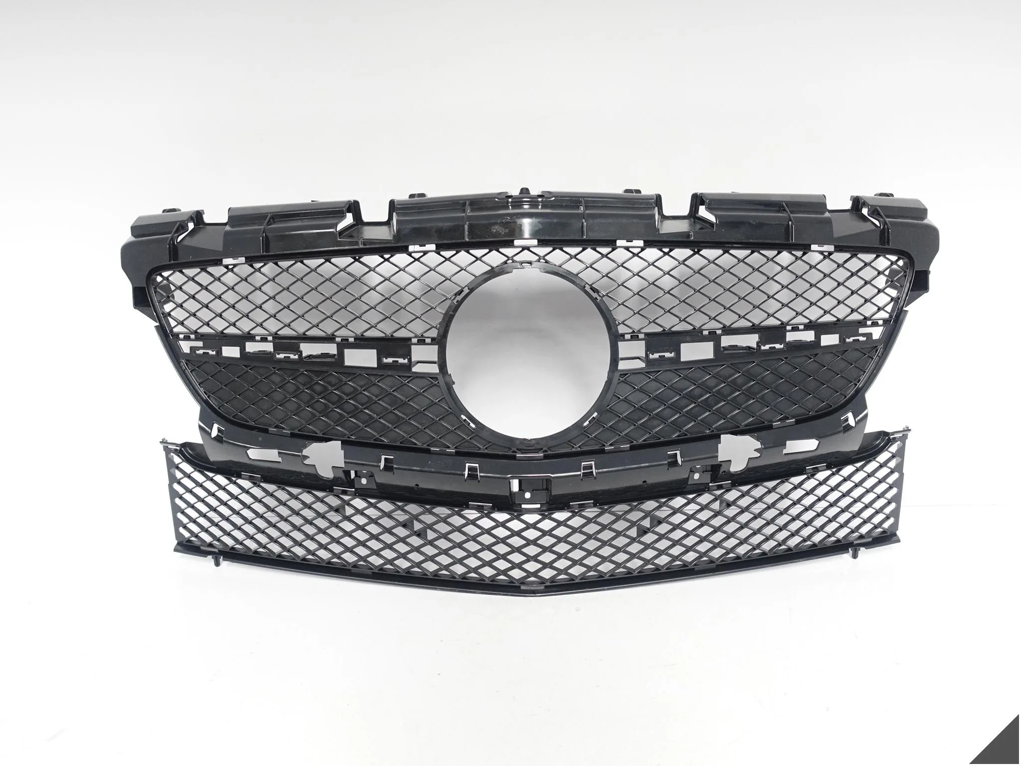 MERCEDES SLK III R172 W172 AMG 11-15 GRILL WLOT KRATKA DOLNA ZDERZAK PRZÓD MERCEDES SLK III R172 W172 AMG 11-15 GRILL WLOT KRATKA DOLNA ZDERZAK PRZÓD