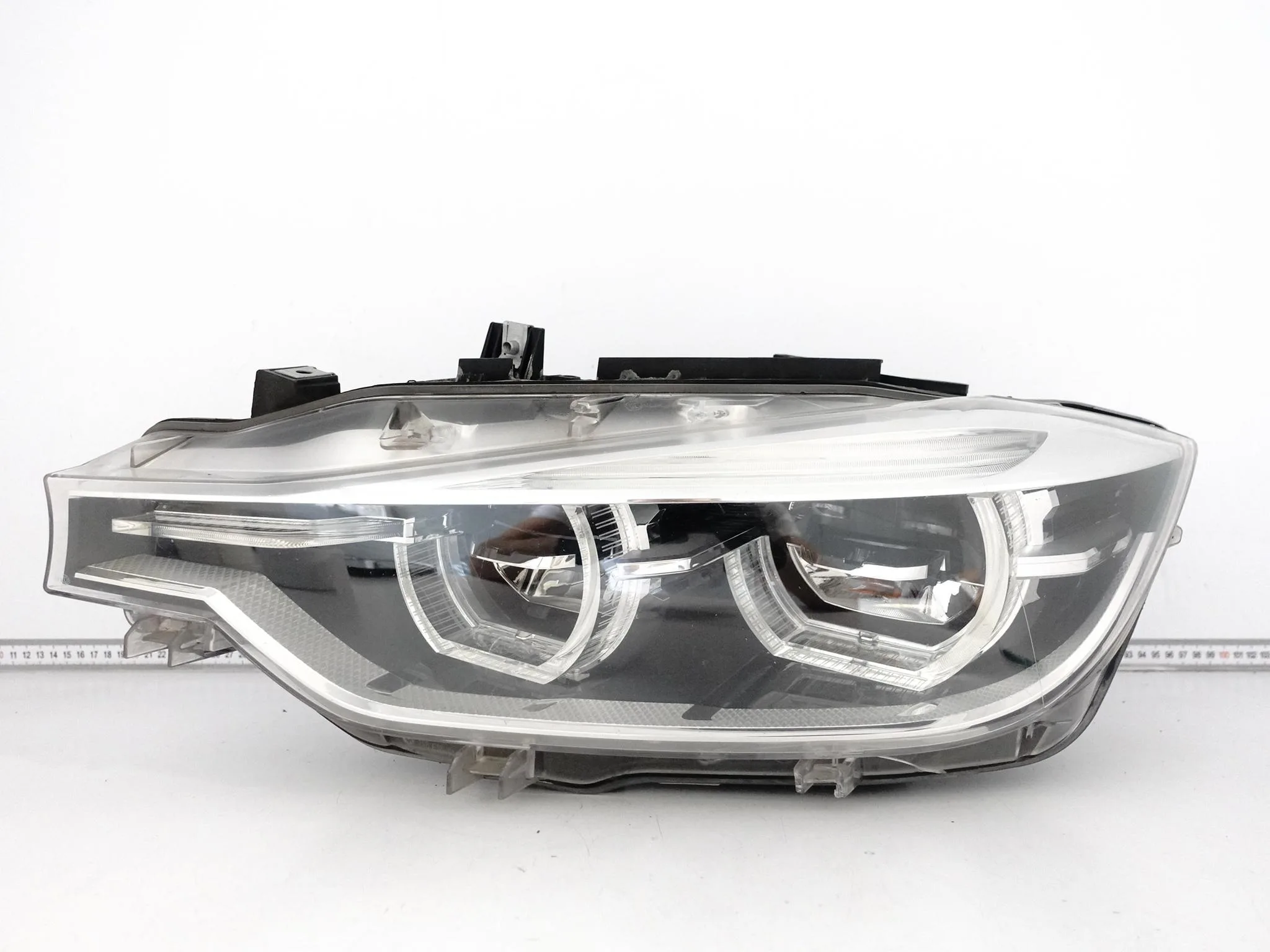 BMW 3 F30 F31 LCI LIFT 15-18 LAMPA FULL LED ADAPTIVE LEWA PRZÓD EUROPA BMW 3 F30 F31 LCI LIFT 15-18 LAMPA FULL LED ADAPTIVE LEWA PRZÓD EUROPA