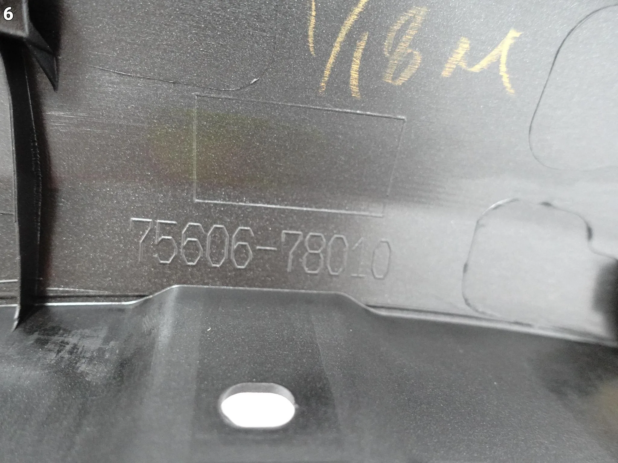 LEXUS NX I 14-21 LIFT LISTWA NA BŁOTNIK LEWA TYŁ 75606-78010 NOWA ORG LEXUS NX I 14-21 LIFT LISTWA NA BŁOTNIK LEWA TYŁ 75606-78010 NOWA ORG - obrazek 7