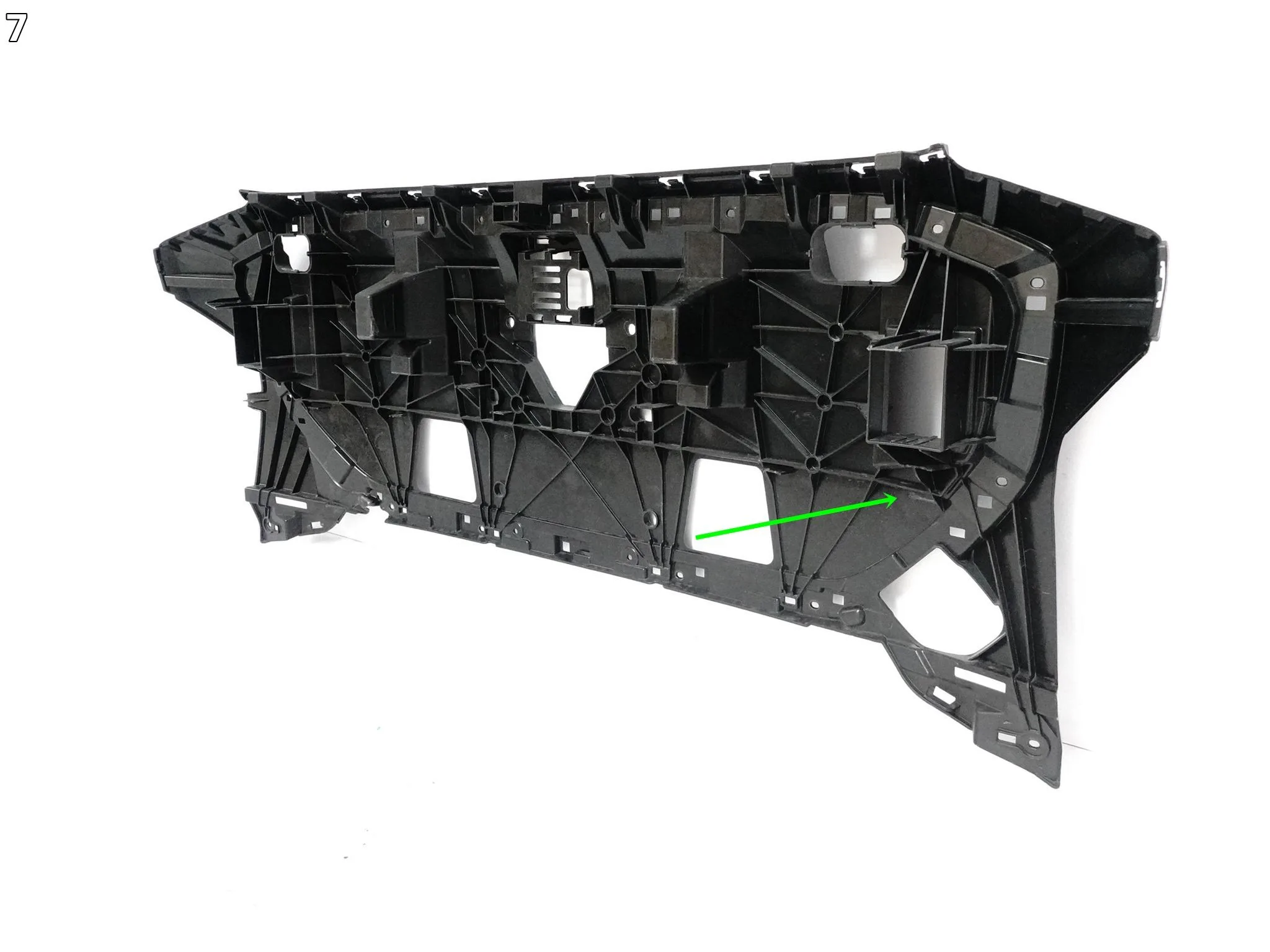 AUDI Q4 E-TRON 89A F4 21- WZMOCNIENIE STELAŻ ATRAPA GRILL W ZDERZAK PRZÓD AUDI Q4 E-TRON 89A F4 21- WZMOCNIENIE STELAŻ ATRAPA GRILL W ZDERZAK PRZÓD - obrazek 8