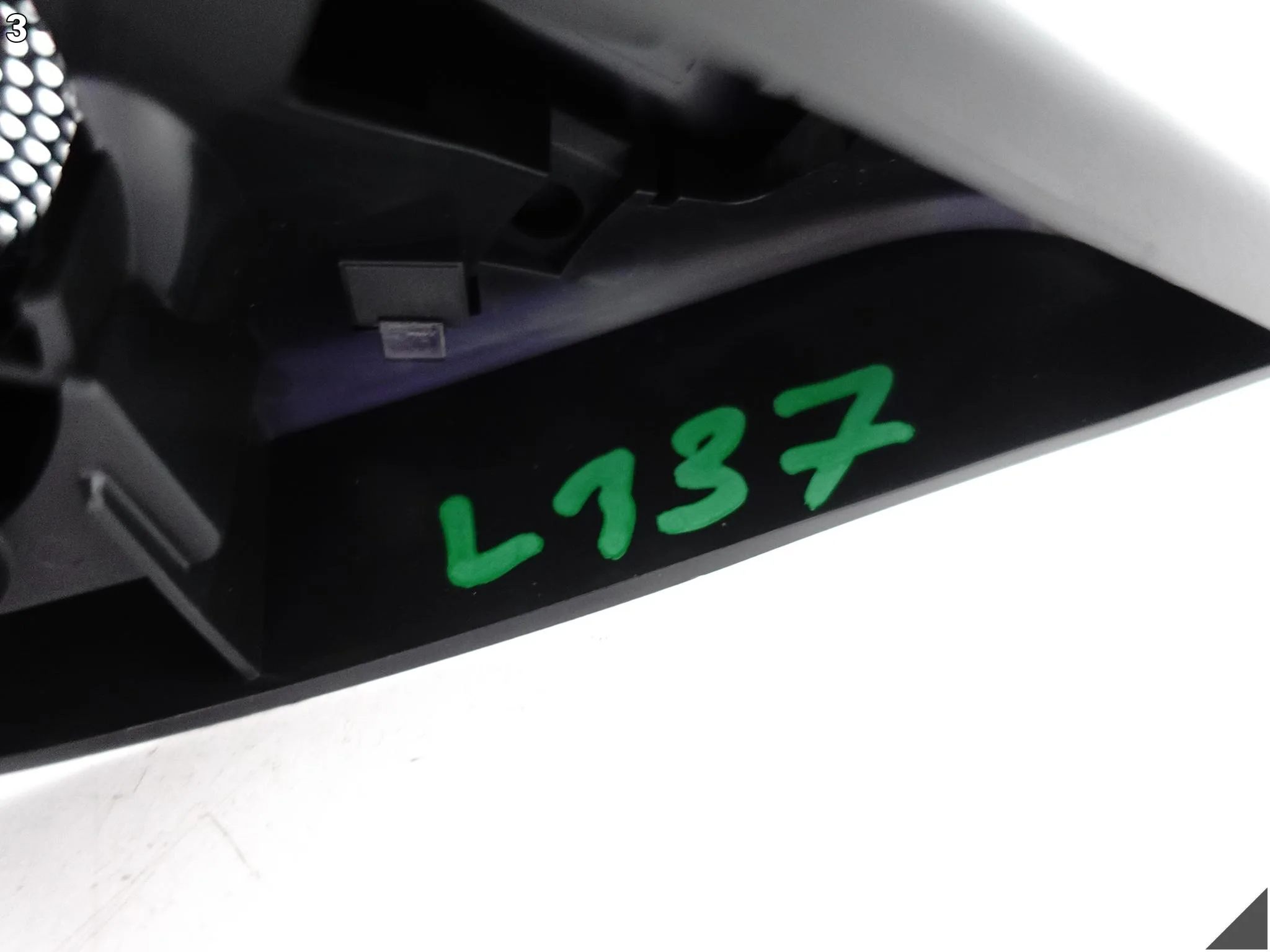 AUDI A5 S5 8T8 B8 SPORTBACK 07-16 OSŁONA GŁOŚNIKA PRAWA PRZÓD BANG&OLUFSEN AUDI A5 S5 8T8 B8 SPORTBACK 07-16 OSŁONA GŁOŚNIKA PRAWA PRZÓD BANG&OLUFSEN - obrazek 4