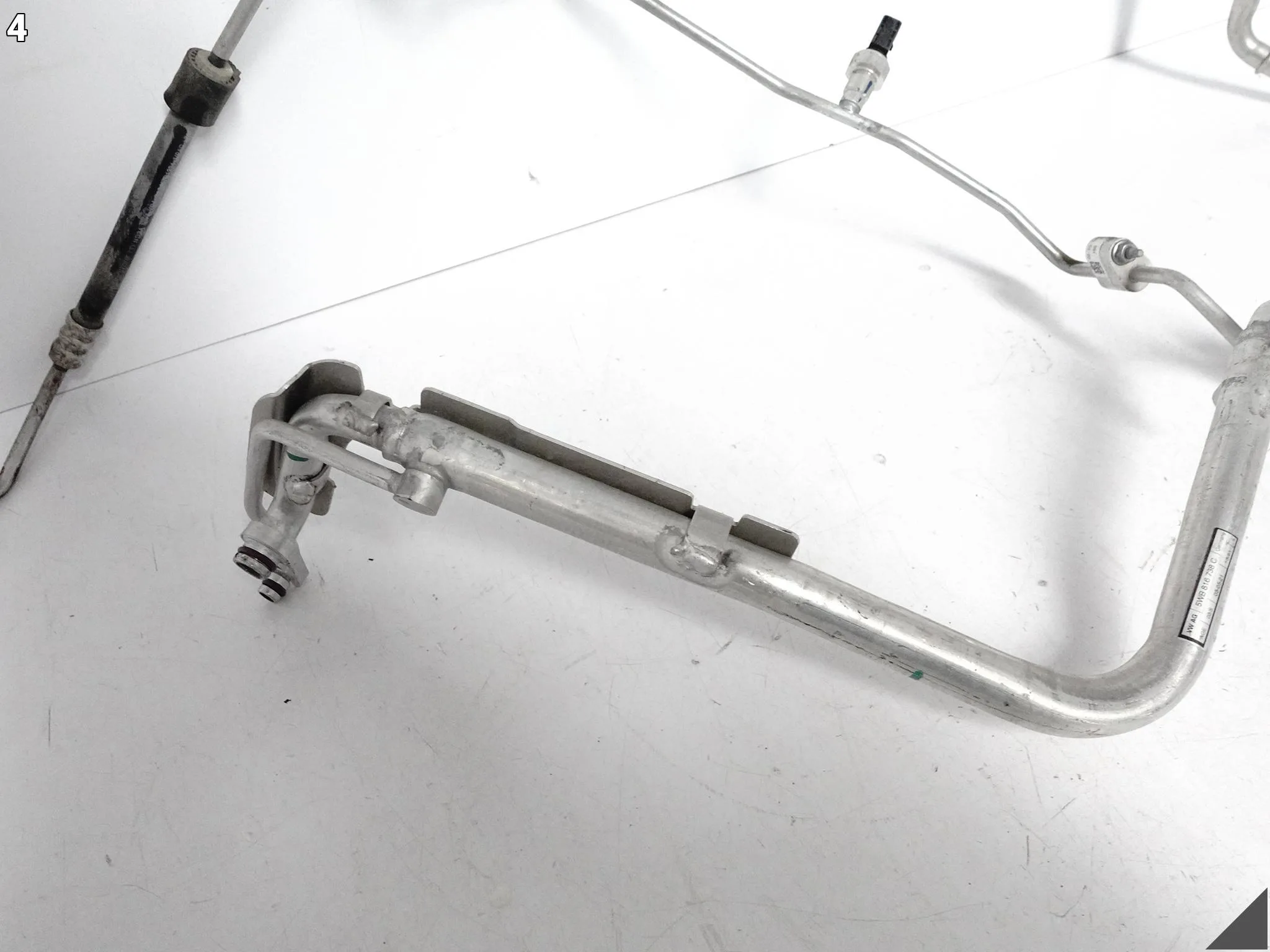 VW AUDI SKODA SEAT CUPRA PRZEWODY KLIMATYZACJI KLIMY RURKI WĘŻYKI PRZÓD VW AUDI SKODA SEAT CUPRA PRZEWODY KLIMATYZACJI KLIMY RURKI WĘŻYKI PRZÓD - obrazek 5