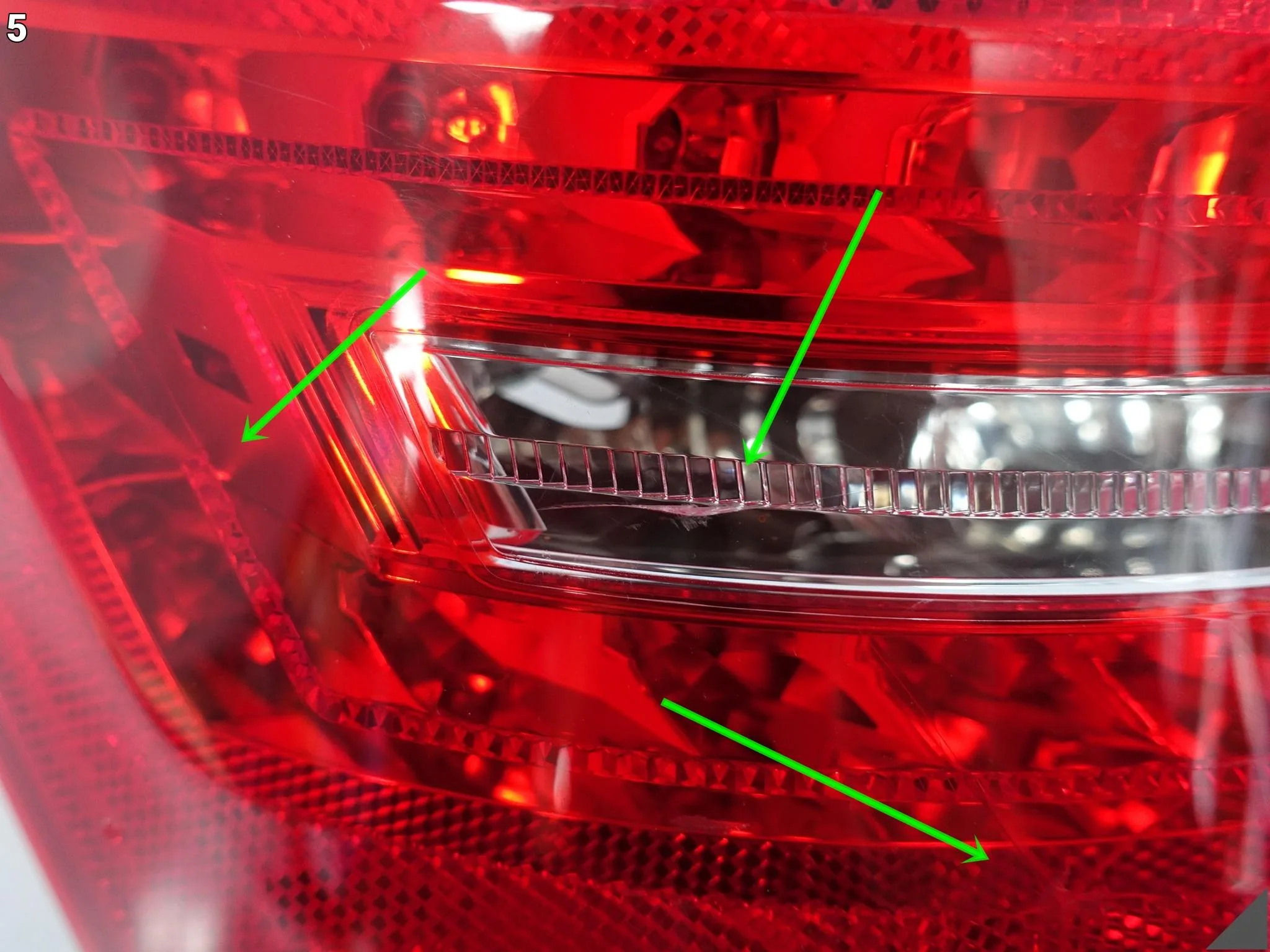 MERCEDES S-KLASA W221 MOPF LIFT 09-13 LAMPA LED W BŁOTNIK LEWA TYŁ EUROPA MERCEDES S-KLASA W221 MOPF LIFT 09-13 LAMPA LED W BŁOTNIK LEWA TYŁ EUROPA - obrazek 6