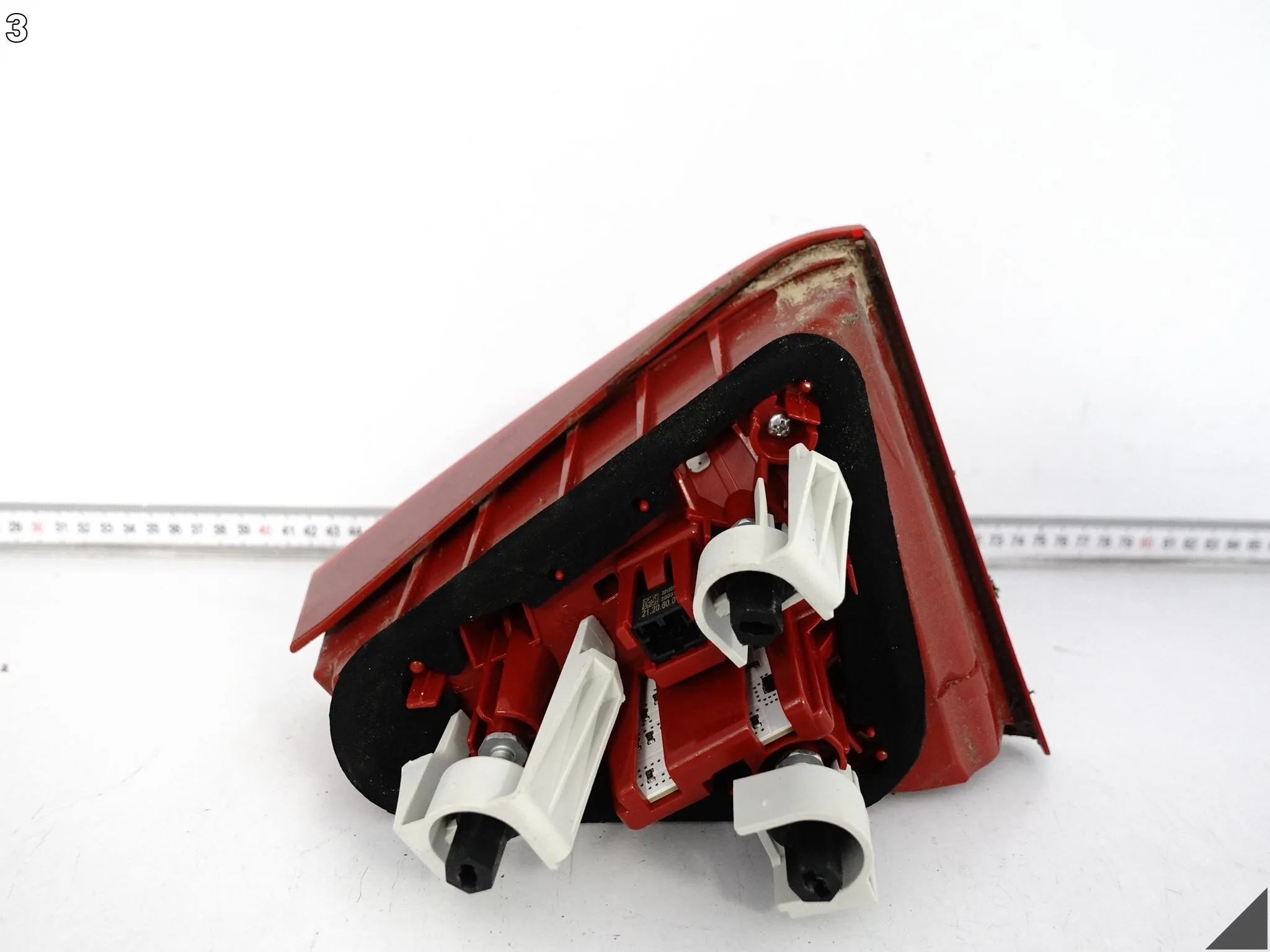 AUDI A5 S5 8T0 B8 LIFT 11-16 LAMPA LED W KLAPE BAGAŻNIKA PRAWA TYŁ EUROPA AUDI A5 S5 8T0 B8 LIFT 11-16 LAMPA LED W KLAPE BAGAŻNIKA PRAWA TYŁ EUROPA - obrazek 4