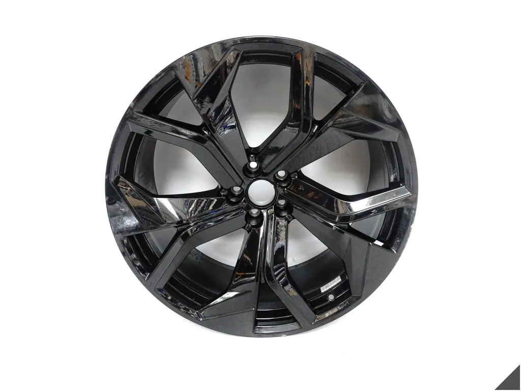 AUDI RSQ8 RS Q8 4M8 FELGA ALUFELGA 10,5Jx23 ET18 5x112 4M8601025AP