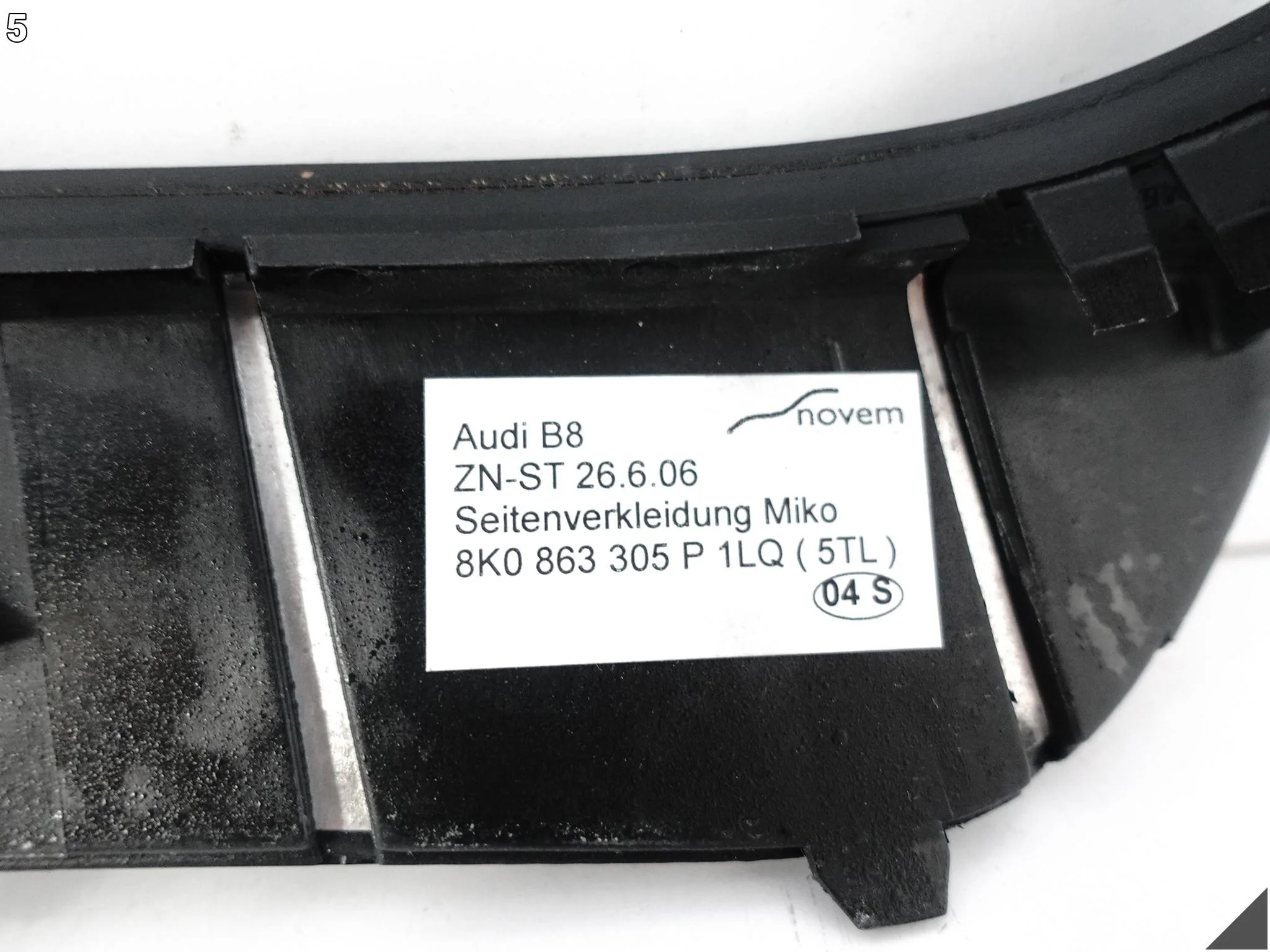 AUDI A5 S5 8T0 A4 S4 8K0 LIFT 07-16 LISTWA RAMKA TUNEL ŚRODKOWY 1LQ PIANO AUDI A5 S5 8T0 A4 S4 8K0 LIFT 07-16 LISTWA RAMKA TUNEL ŚRODKOWY 1LQ PIANO - obrazek 6