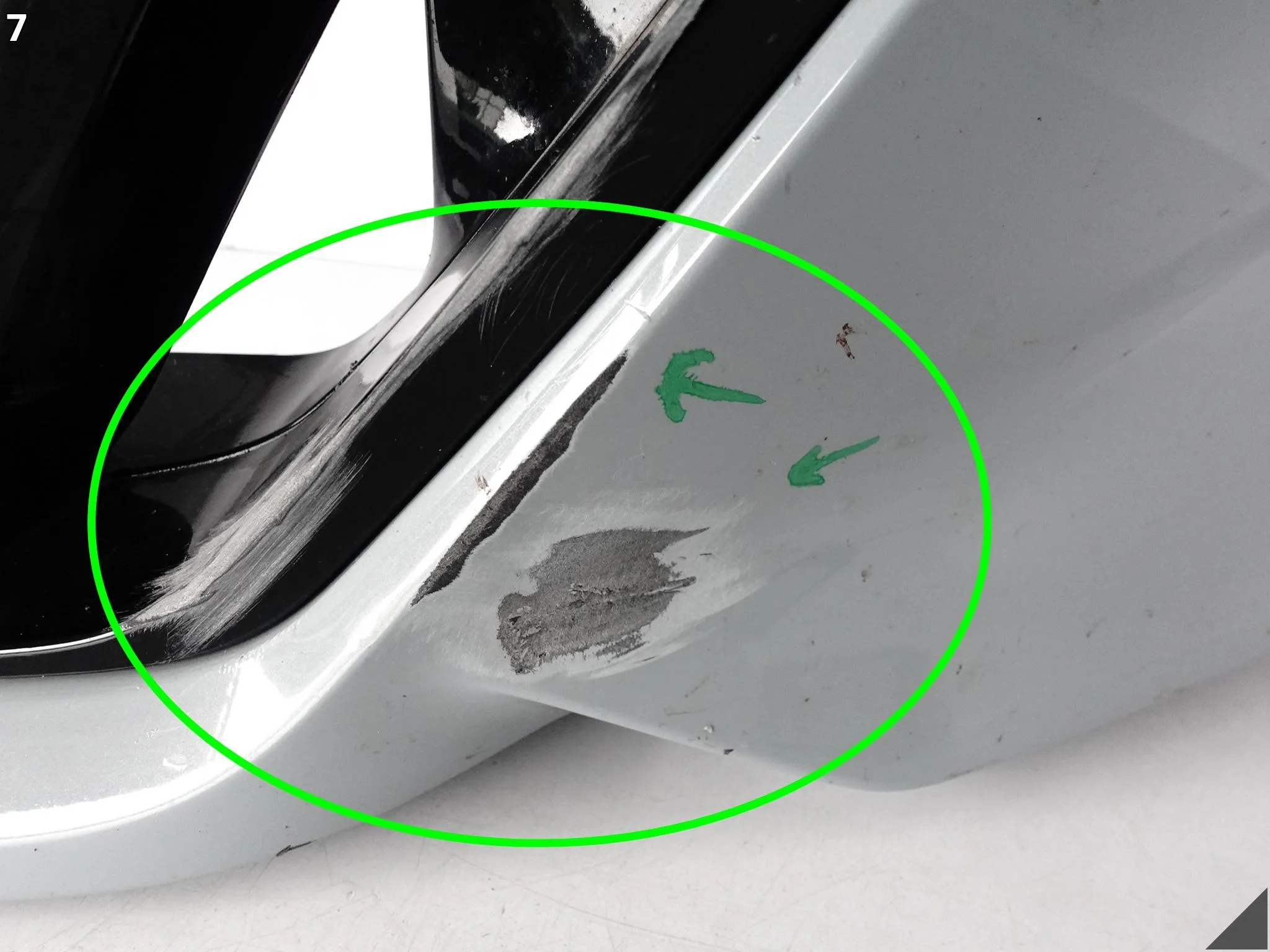 BMW 5 G60 G61 M-PAKIET MSP 23- ZDERZAK BUMPER + KRATKA + LISTWA PRZÓD (PDC) BMW 5 G60 G61 M-PAKIET MSP 23- ZDERZAK BUMPER + KRATKA + LISTWA PRZÓD (PDC) - obrazek 8