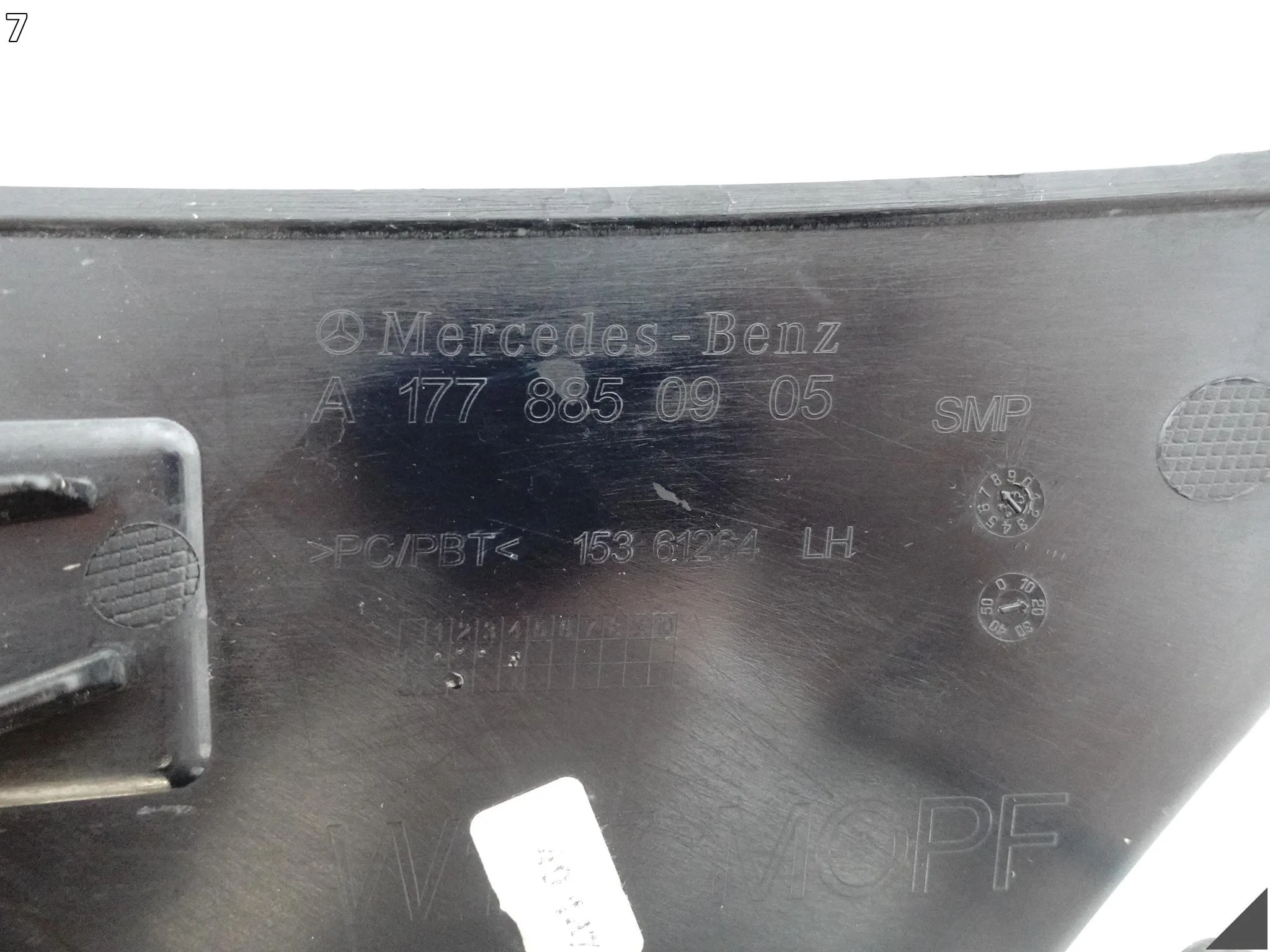 MERCEDES A-KLASA W177 LIFT MOPF 22- ŚLIZG MOCOWANIE ZDERZAKA PRZÓD LEWY MERCEDES A-KLASA W177 LIFT MOPF 22- ŚLIZG MOCOWANIE ZDERZAKA PRZÓD LEWY - obrazek 8