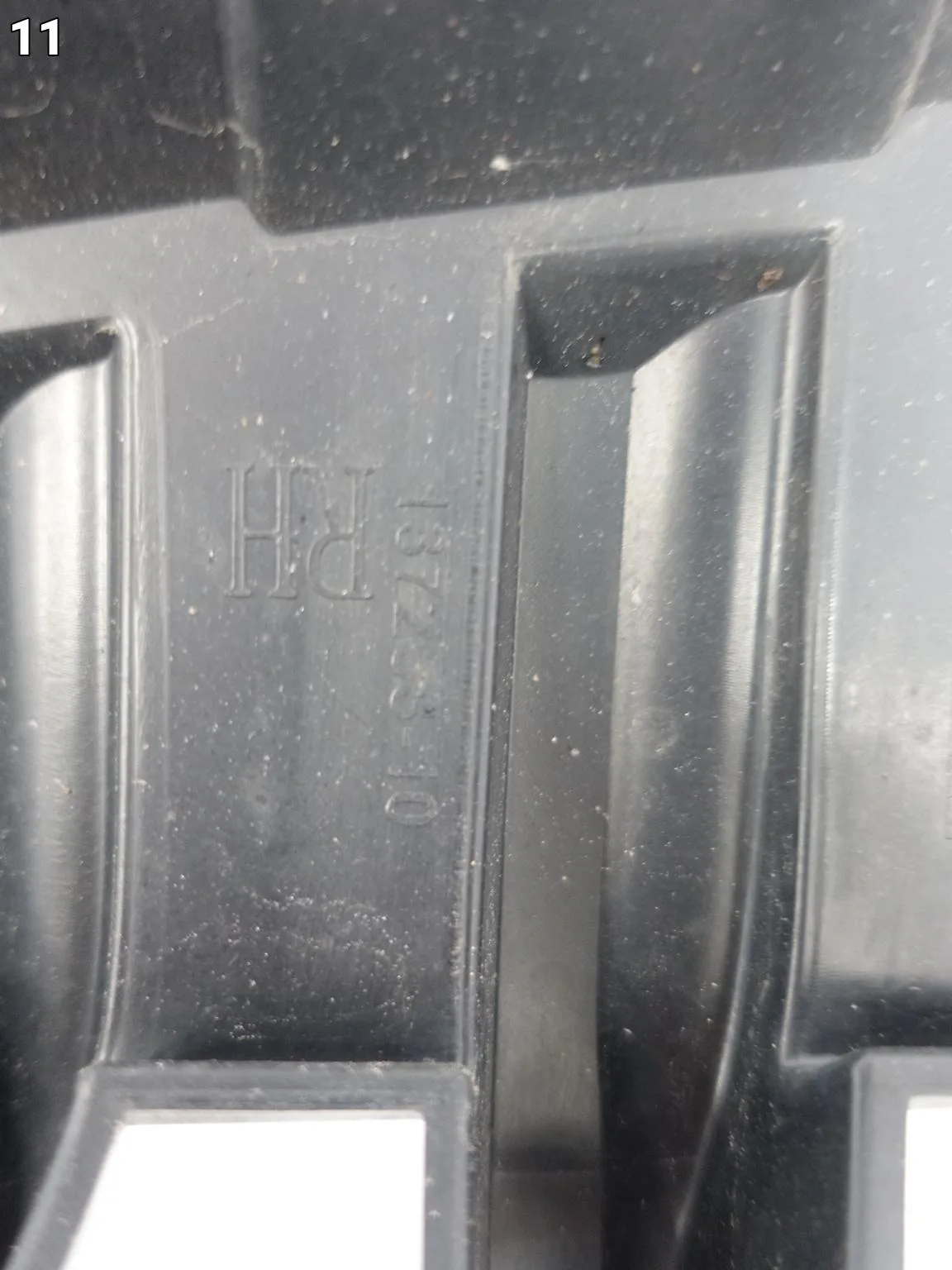BMW 1 F40 M-PAKIET MSP 19-24 ZDERZAK GRILL ATRAPA NERKI PRZÓD BLACK SHADOW BMW 1 F40 M-PAKIET MSP 19-24 ZDERZAK GRILL ATRAPA NERKI PRZÓD BLACK SHADOW - obrazek 12