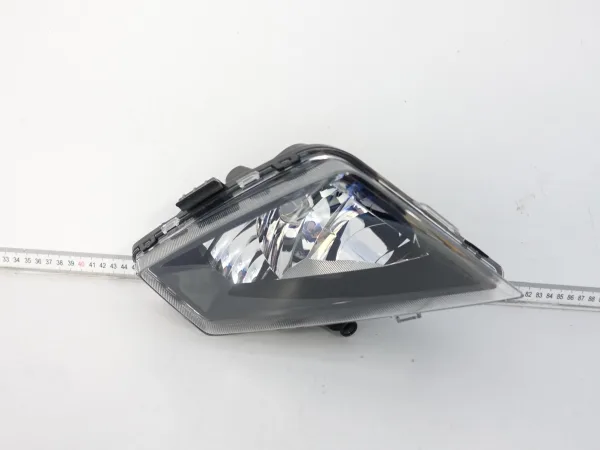 SEAT IBIZA V 5 6F1 6F0 17-21 LAMPA HALOGEN PRAWY W ZDERZAK PRZÓD