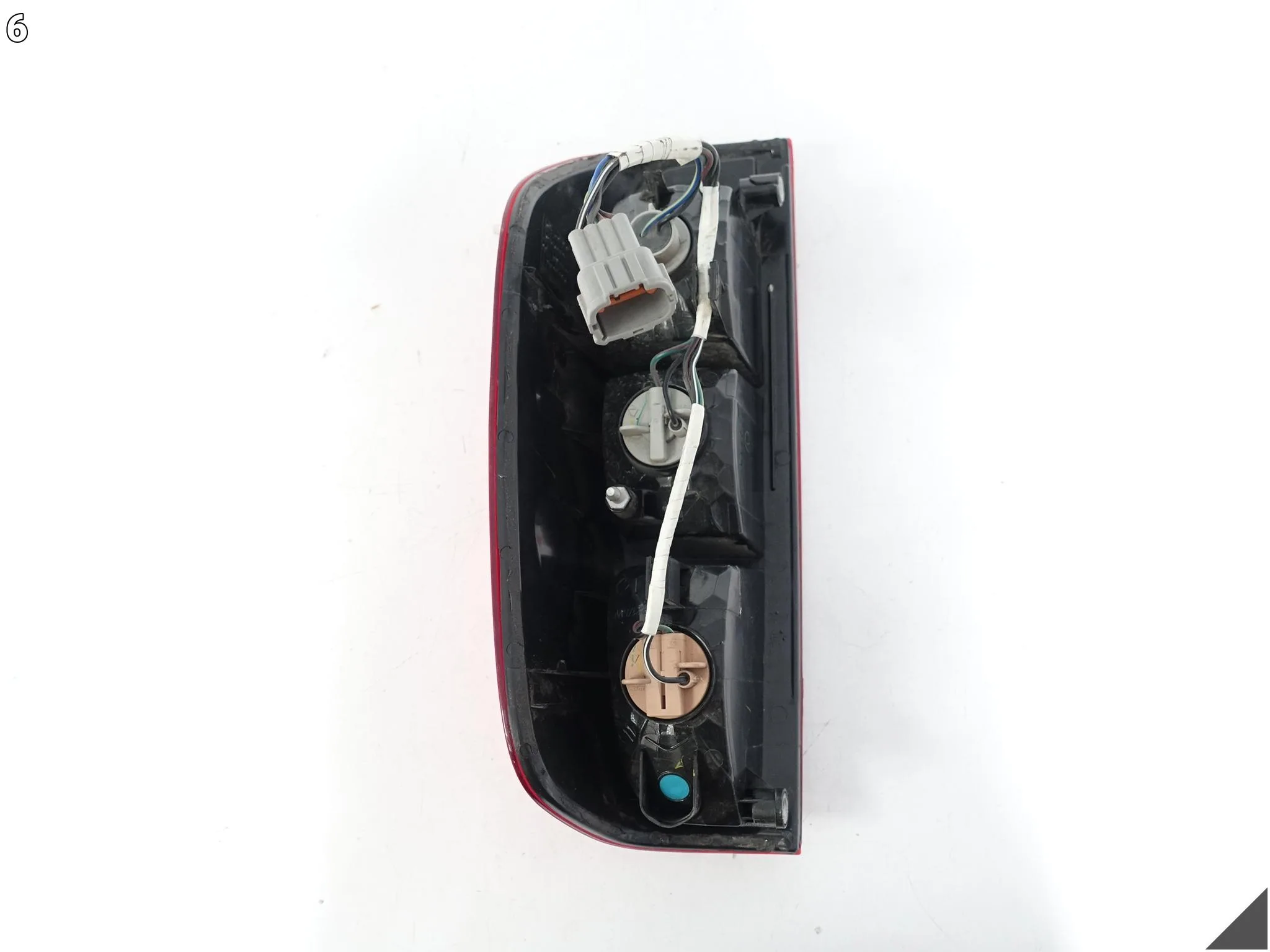 NISSAN NAVARA D40 III (3 GENERACJA) 05-14 LIFT LAMPA BŁOTNIK LEWA TYŁ DEPO NISSAN NAVARA D40 III (3 GENERACJA) 05-14 LIFT LAMPA BŁOTNIK LEWA TYŁ DEPO - obrazek 7