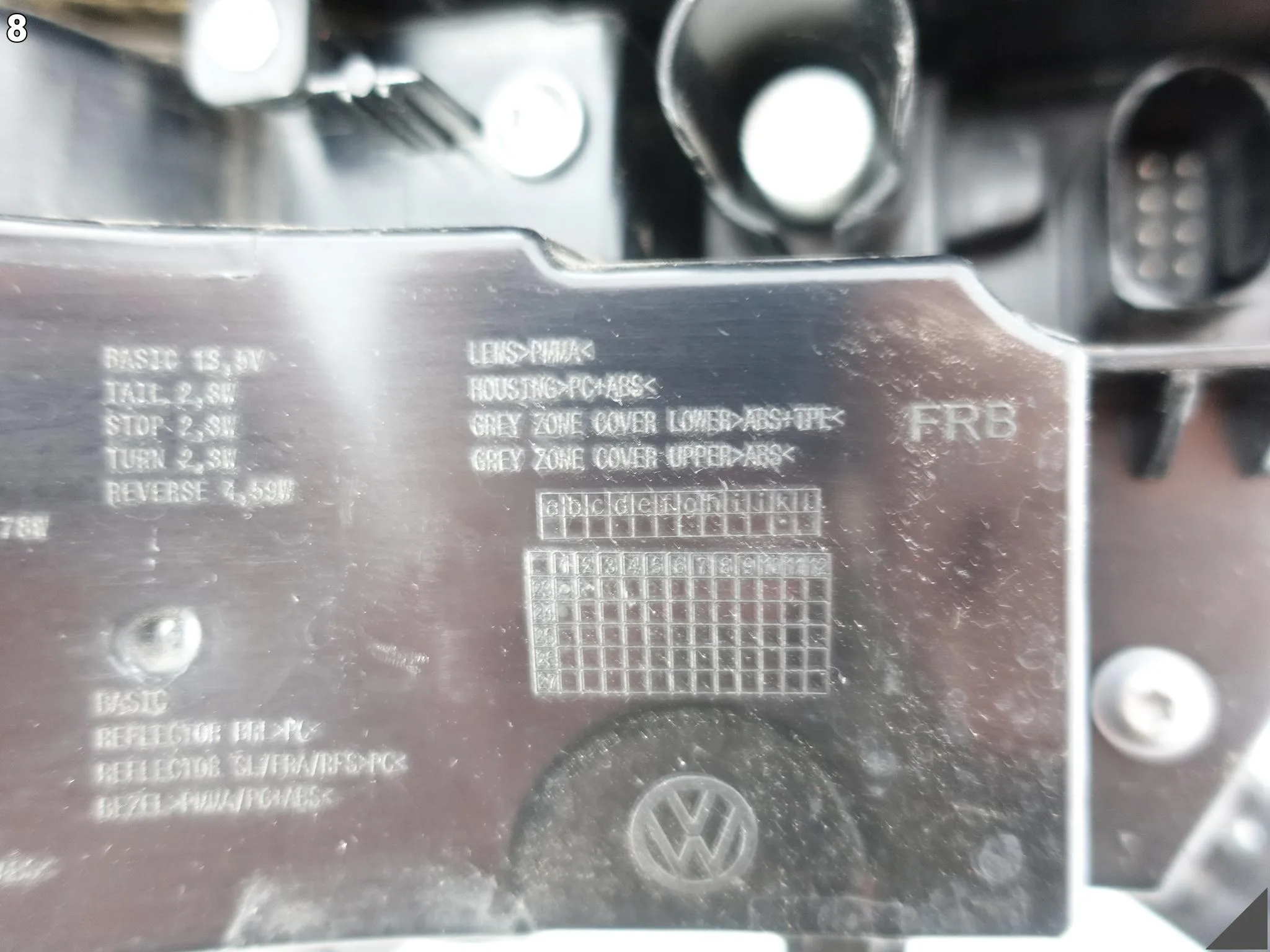 VW ID3 ID.3 10A 19- LAMPA TAILLIGHT LED W BŁOTNIK PRAWA TYŁ 10A945096B VW ID3 ID.3 10A 19- LAMPA TAILLIGHT LED W BŁOTNIK PRAWA TYŁ 10A945096B - obrazek 9