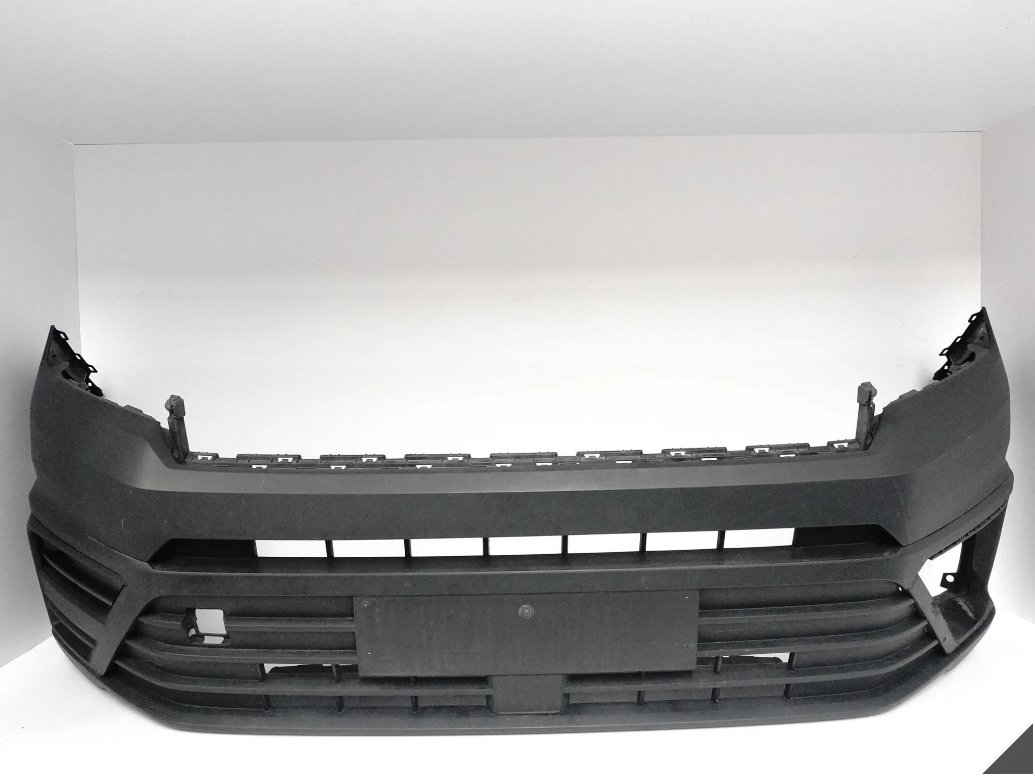VW CRAFTER II 7C0 MAN TGE 16- ZDERZAK BUMPER + KRATKA PRZÓD (BEZ PDC) VW CRAFTER II 7C0 MAN TGE 16- ZDERZAK BUMPER + KRATKA PRZÓD (BEZ PDC)