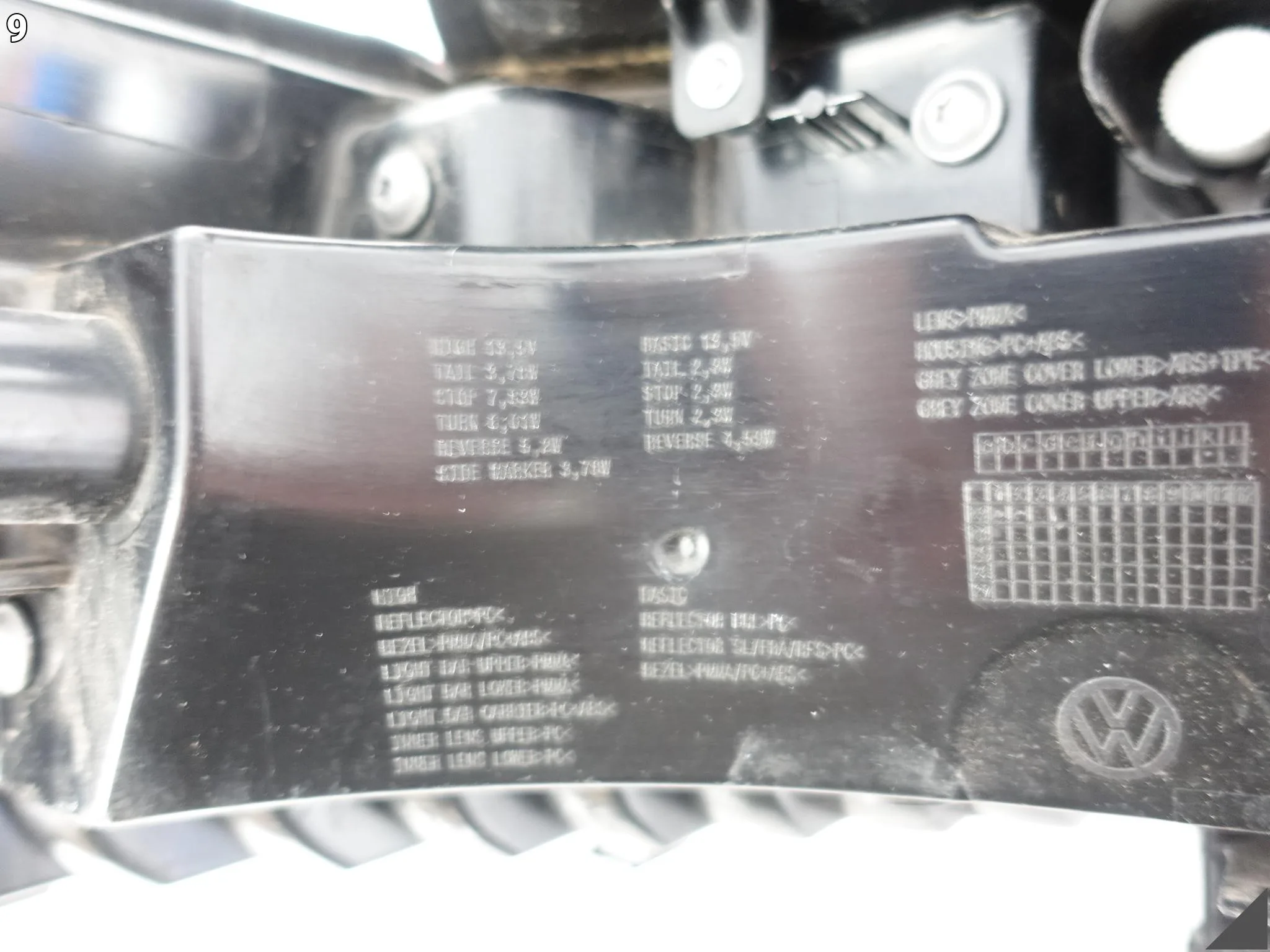 VW ID3 ID.3 10A 19- LAMPA TAILLIGHT LED W BŁOTNIK PRAWA TYŁ 10A945096B VW ID3 ID.3 10A 19- LAMPA TAILLIGHT LED W BŁOTNIK PRAWA TYŁ 10A945096B - obrazek 10
