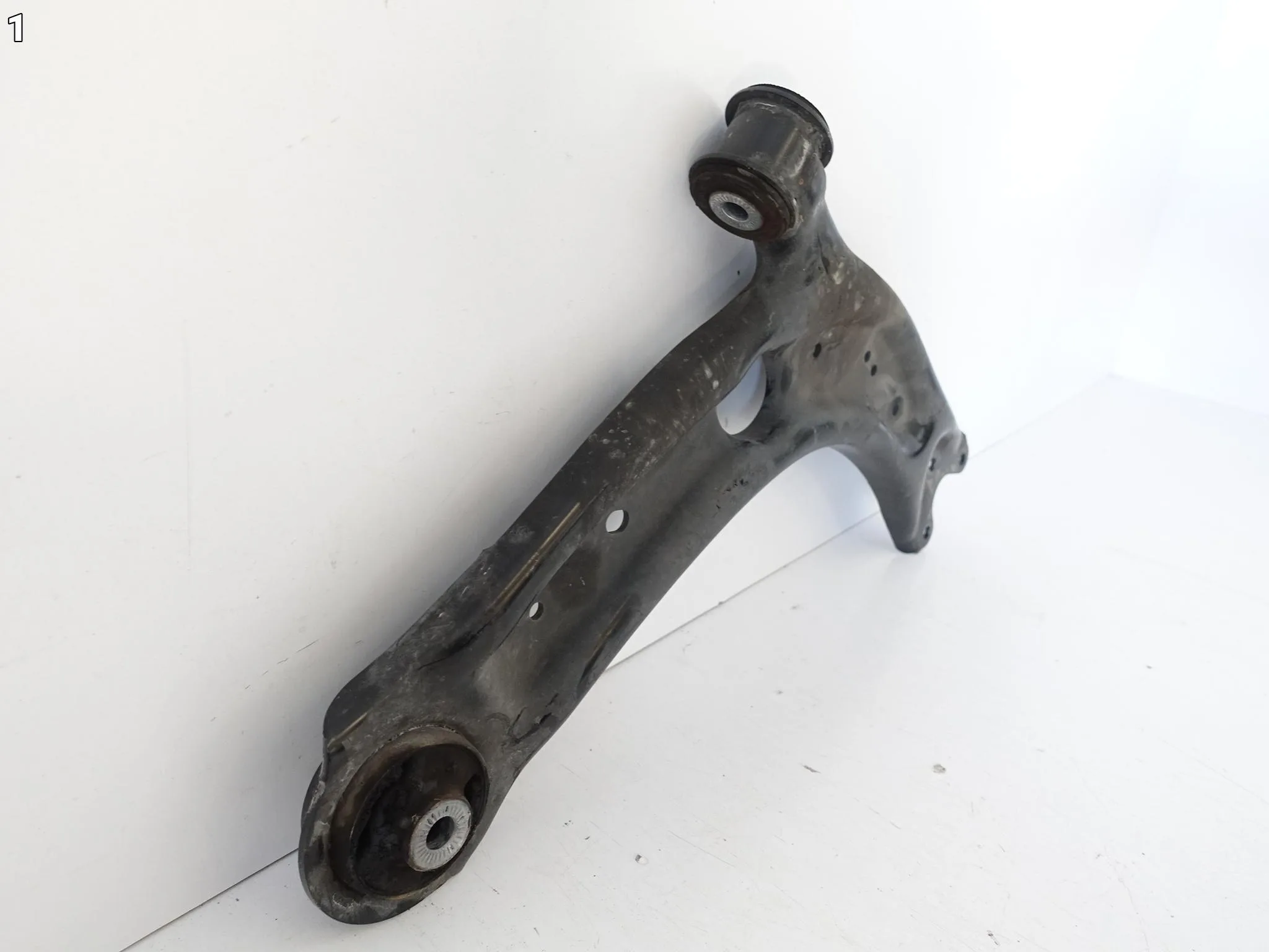 VW PASSAT B8 3G0 AUDI Q3 83A SKODA SEAT DOLNY WAHACZ ZAWIESZENIE PRZÓD R VW PASSAT B8 3G0 AUDI Q3 83A SKODA SEAT DOLNY WAHACZ ZAWIESZENIE PRZÓD R - obrazek 2