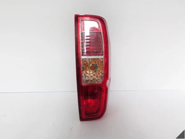 NISSAN NAVARA D40 III (3 GENERACJA) 05-14 LIFT LAMPA BŁOTNIK LEWA TYŁ DEPO NISSAN NAVARA D40 III (3 GENERACJA) 05-14 LIFT LAMPA BŁOTNIK LEWA TYŁ DEPO