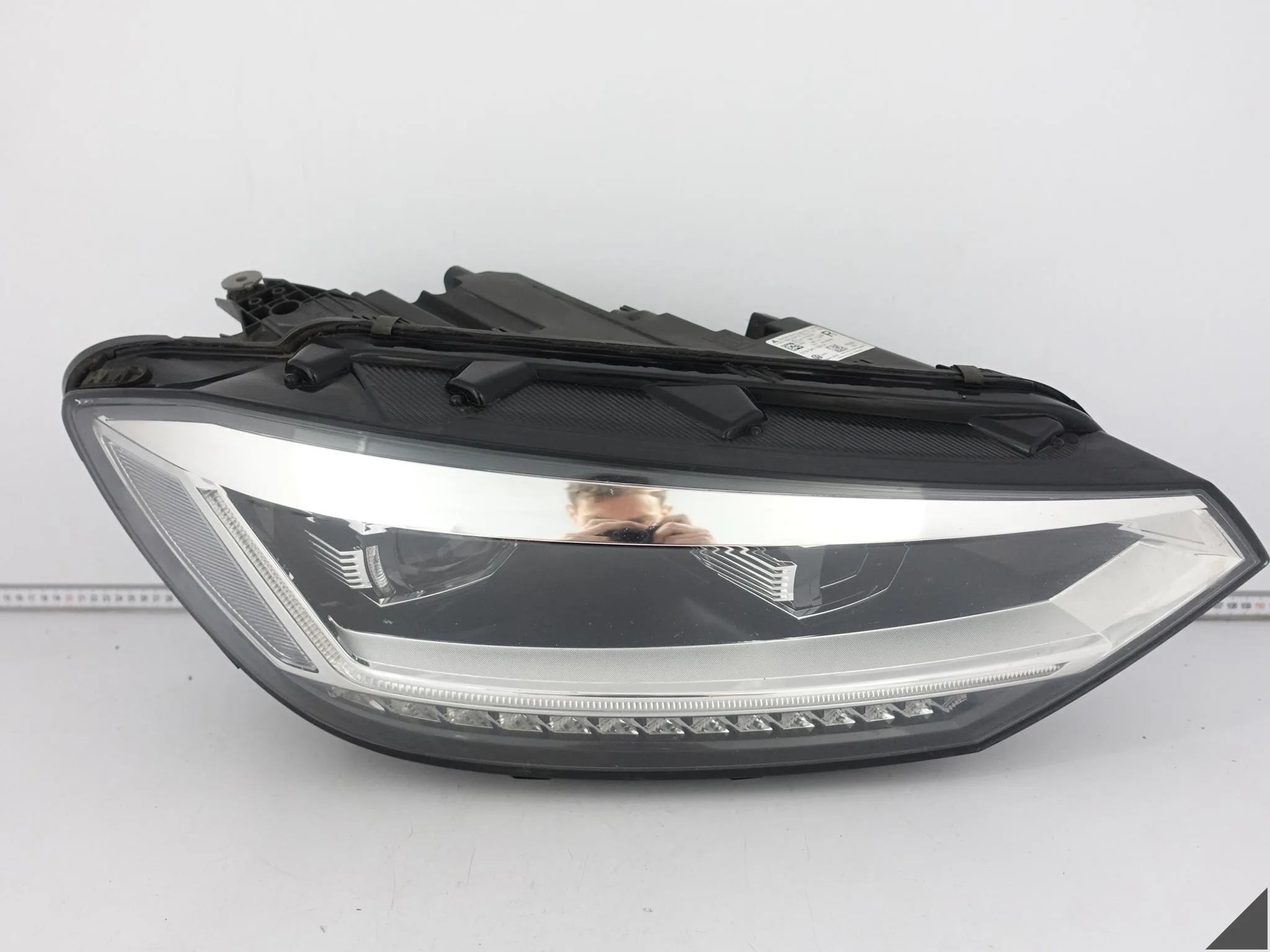 VW TOURAN 5TB 2 (II GENERACJA) 15- LAMPA FULL LED PRAWA PRZÓD EUROPA *082A* VW TOURAN 5TB 2 (II GENERACJA) 15- LAMPA FULL LED PRAWA PRZÓD EUROPA *082A*
