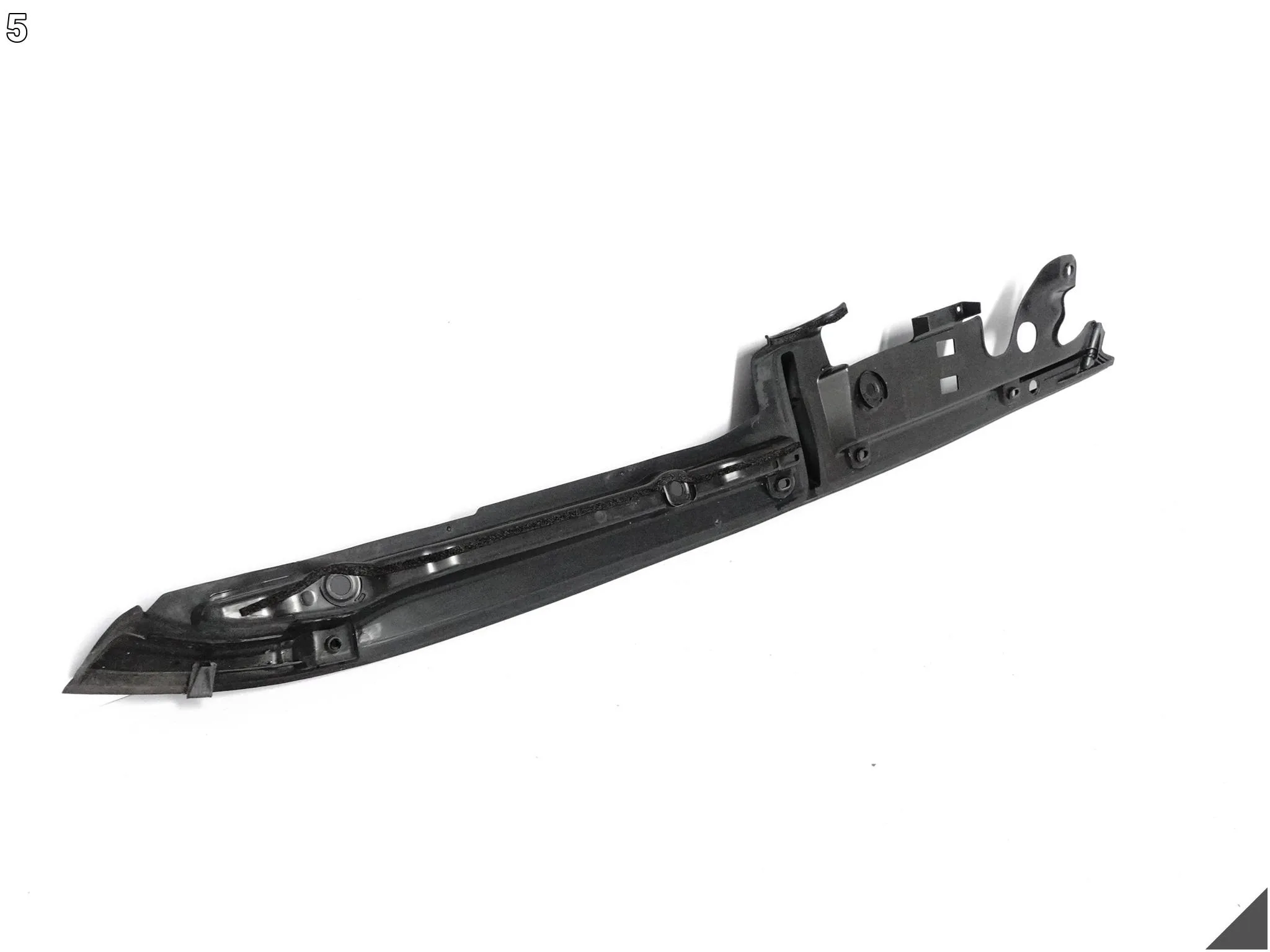 BMW 5 M5 G30 G31 F90 LISTWA OSŁONA NAKŁADKA ZAŚLEPKA NA BŁOTNIK PRZÓD LEWY BMW 5 M5 G30 G31 F90 LISTWA OSŁONA NAKŁADKA ZAŚLEPKA NA BŁOTNIK PRZÓD LEWY - obrazek 6