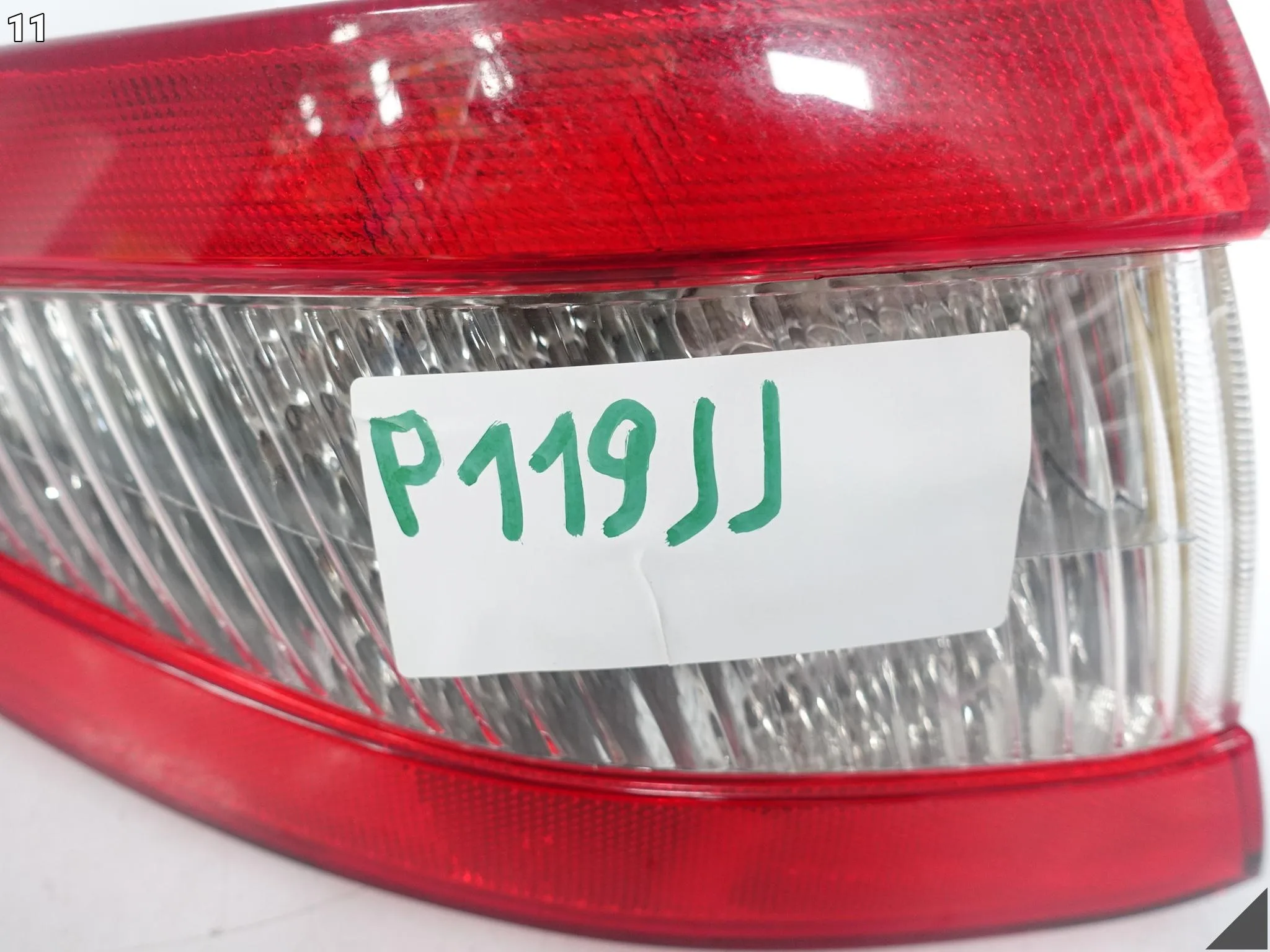 MASERATI GRANTURISMO M145 07-13 LAMPA LED W BŁOTNIK LEWA TYŁ EUROPA (JASNA) MASERATI GRANTURISMO M145 07-13 LAMPA LED W BŁOTNIK LEWA TYŁ EUROPA (JASNA) - obrazek 12