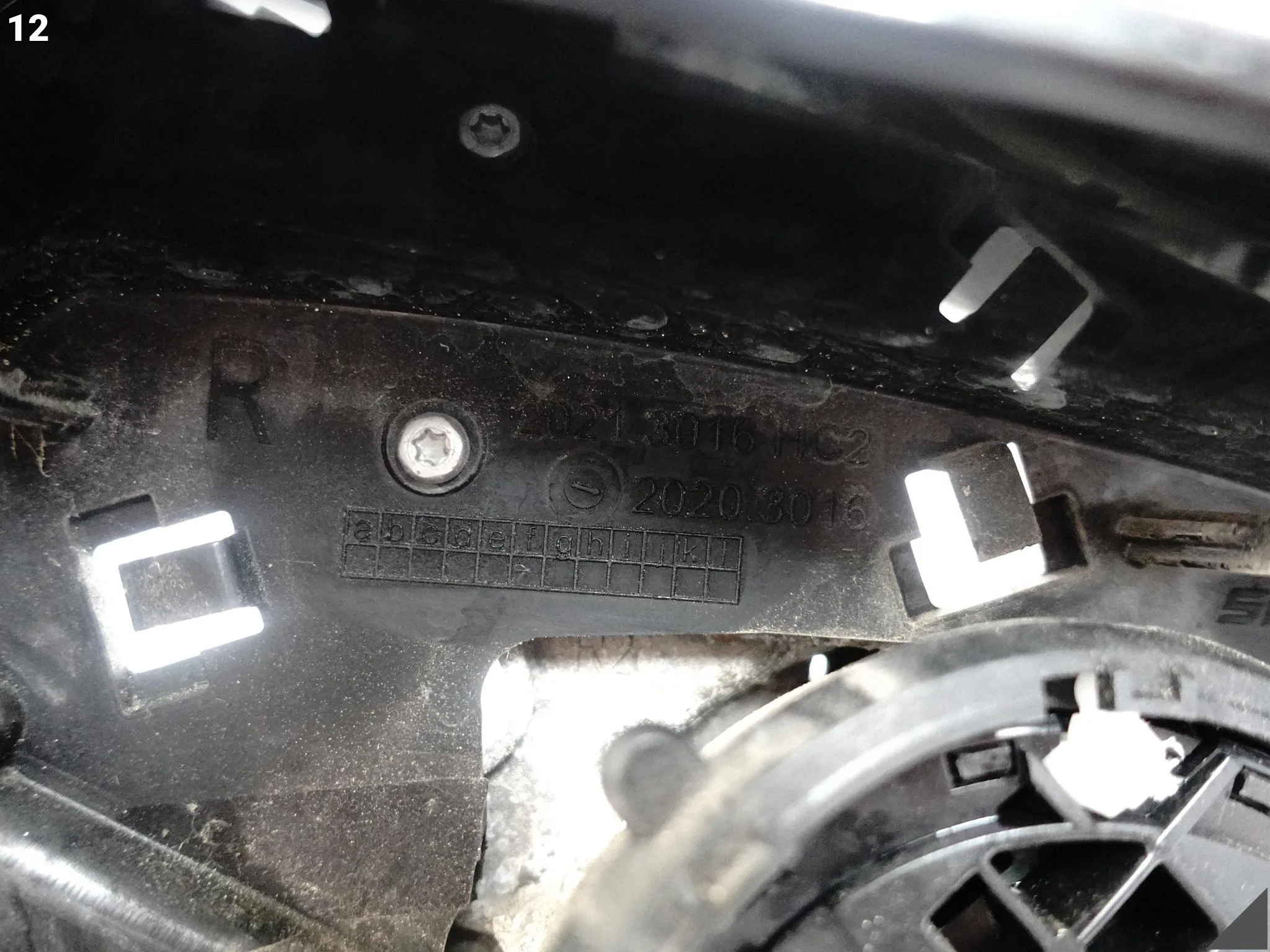 BMW X1 E84 M-PAKIET SHADOW LINE LCI LIFT 12-15 LUSTERKO STELAŻ PRAWE 5 PIN BMW X1 E84 M-PAKIET SHADOW LINE LCI LIFT 12-15 LUSTERKO STELAŻ PRAWE 5 PIN - obrazek 13