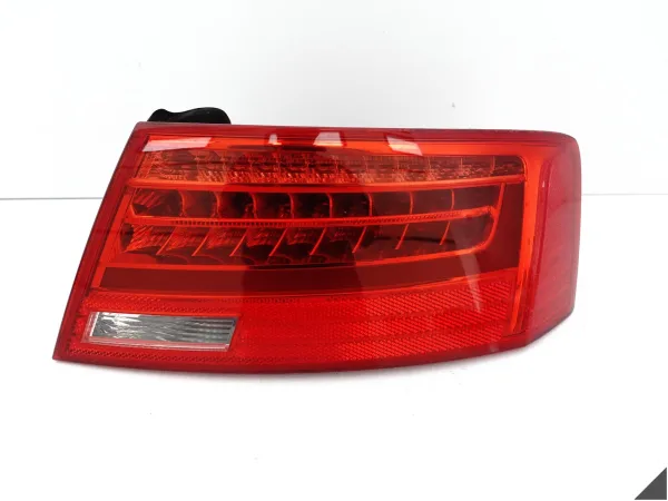 AUDI A5 S5 8T8 SPORTBACK B8 LIFT 11-16 LAMPA LED PRAWA TYŁ W BŁOTNIK EU AUDI A5 S5 8T8 SPORTBACK B8 LIFT 11-16 LAMPA LED PRAWA TYŁ W BŁOTNIK EU