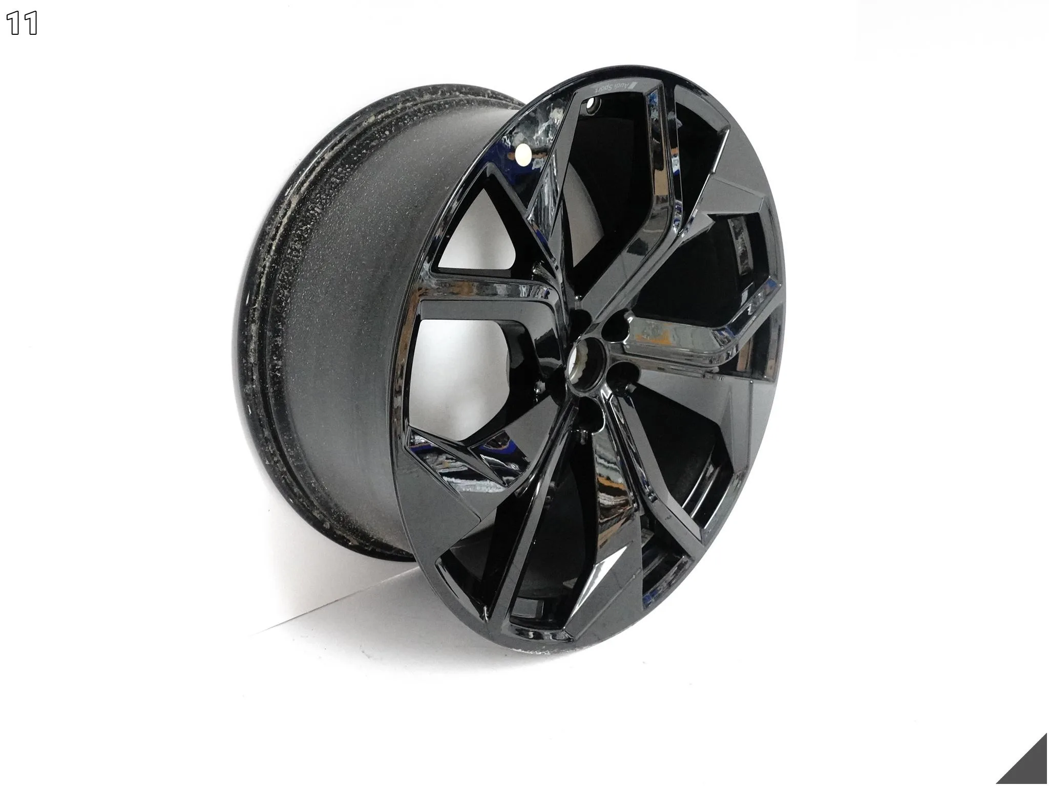 AUDI RSQ8 RS Q8 4M8 FELGA ALUFELGA 10,5Jx23 ET18 5×112 4M8601025AP AUDI RSQ8 RS Q8 4M8 FELGA ALUFELGA 10,5Jx23 ET18 5x112 4M8601025AP - obrazek 12