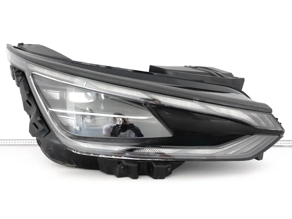 KIA EV6 21-24 LAMPA FULL LED PRAWA PRZÓD EUROPA KIA EV6 21-24 LAMPA FULL LED PRAWA PRZÓD EUROPA