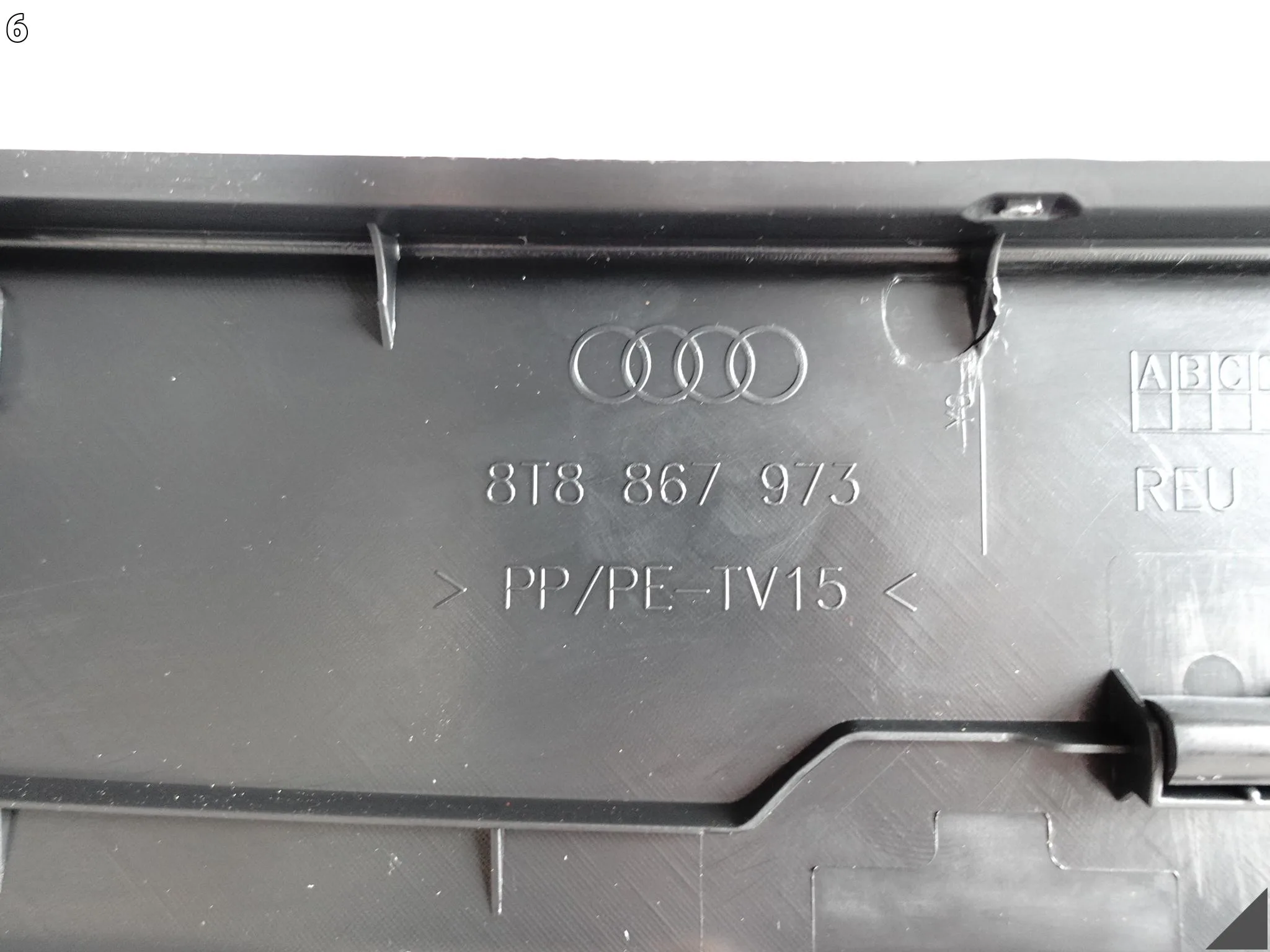 AUDI A5 S5 8T8 SPORTBACK LIFT 11-16 TAPICERKA OSŁONA LISTWA KLAPY BAGAŻNIKA AUDI A5 S5 8T8 SPORTBACK LIFT 11-16 TAPICERKA OSŁONA LISTWA KLAPY BAGAŻNIKA - obrazek 7