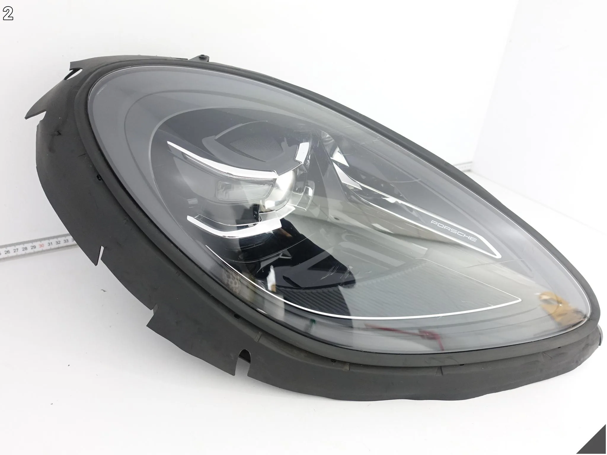 PORSCHE MACAN 95B ( DRUGI LIFT ) 21-24 LAMPA FULL LED PDLS MATRIX PRAWA EU PORSCHE MACAN 95B ( DRUGI LIFT ) 21-24 LAMPA FULL LED PDLS MATRIX PRAWA EU - obrazek 3