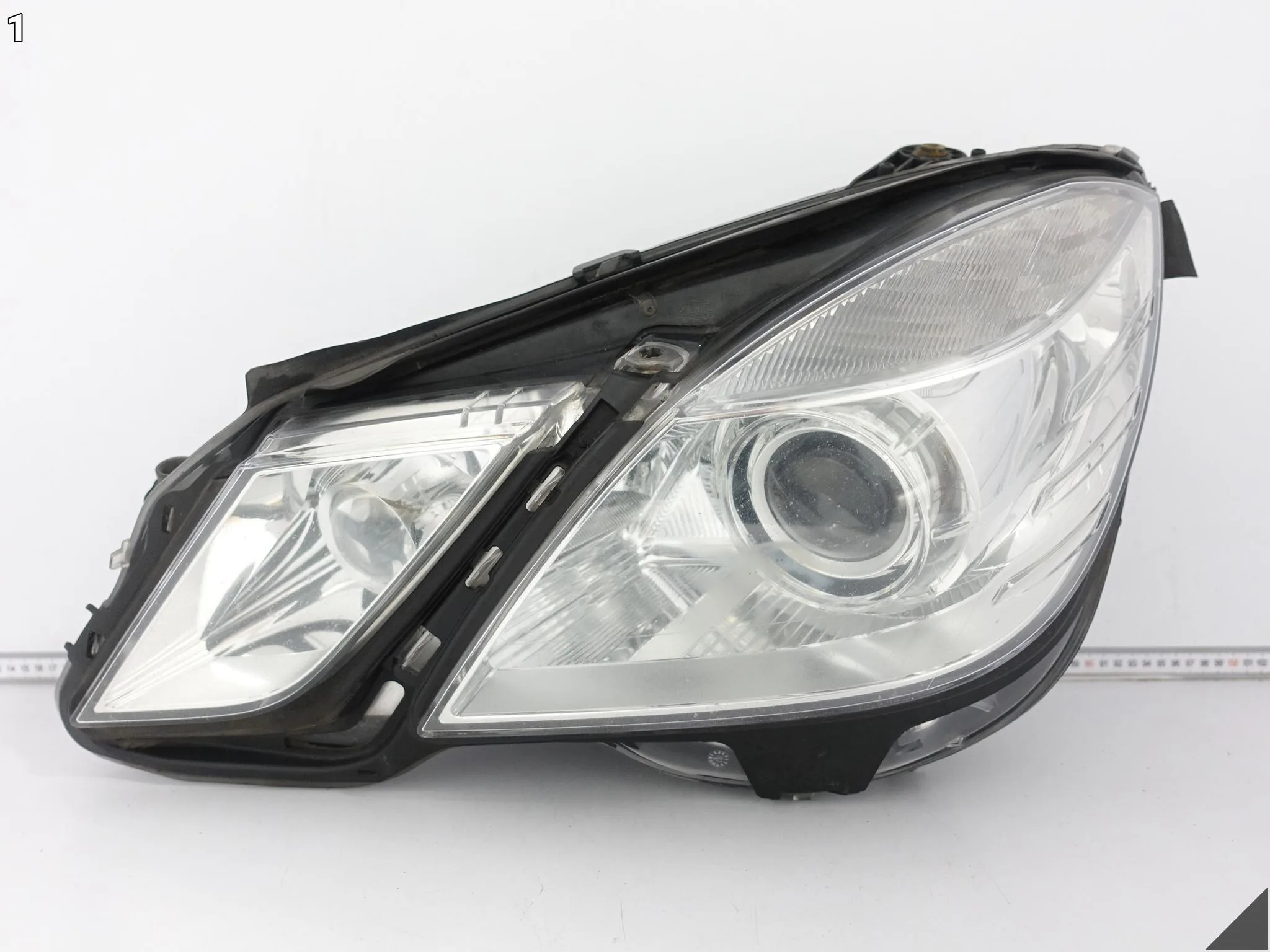 MERCEDES E-KLASA W212 S212 09-12 LAMPA XENON + LED SKRĘTNA LEWA PRZÓD EU MERCEDES E-KLASA W212 S212 09-12 LAMPA XENON + LED SKRĘTNA LEWA PRZÓD EU - obrazek 2
